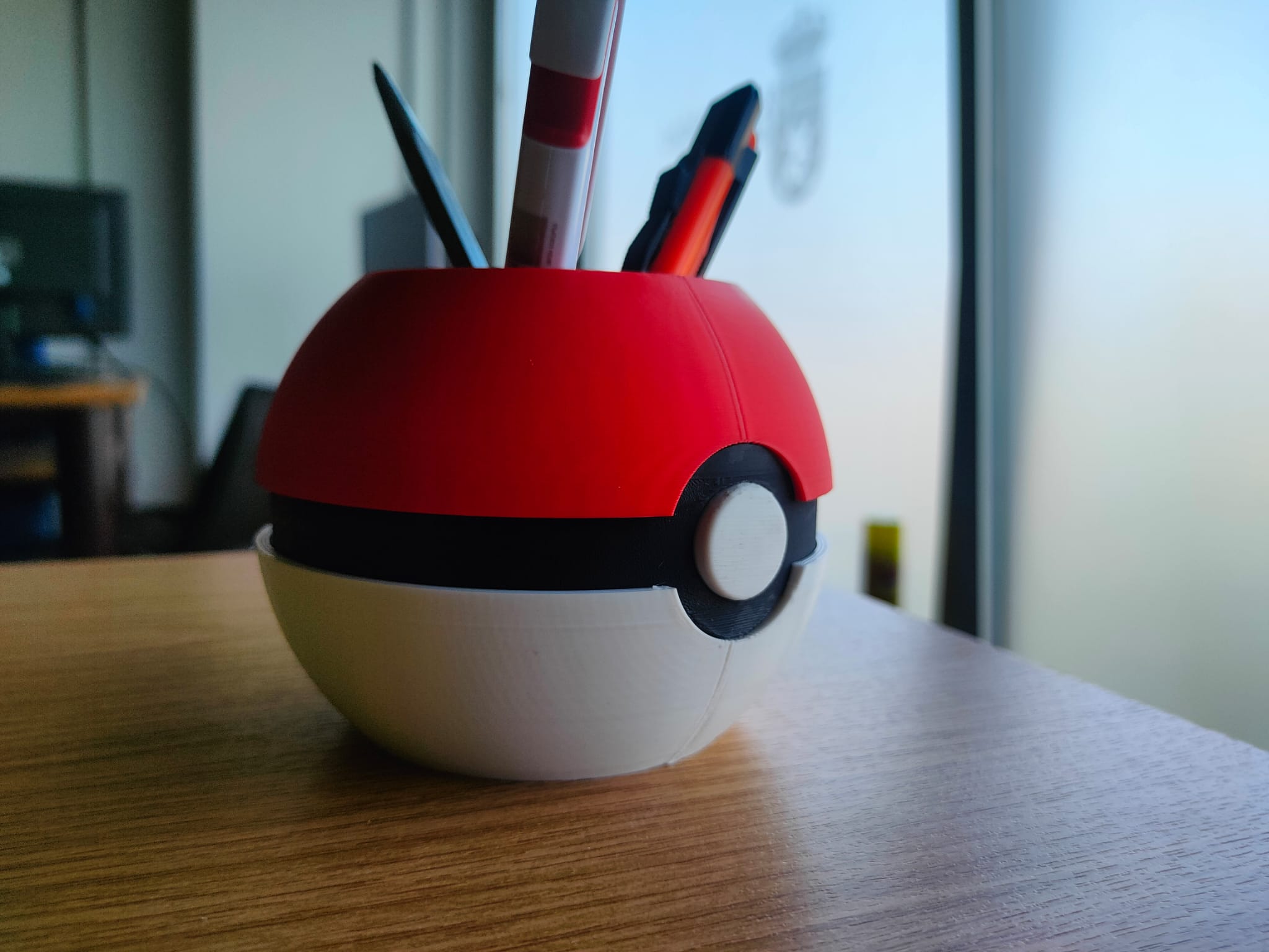 pokeball-pen-holder-by-creadditive-studio-download-free-stl-model