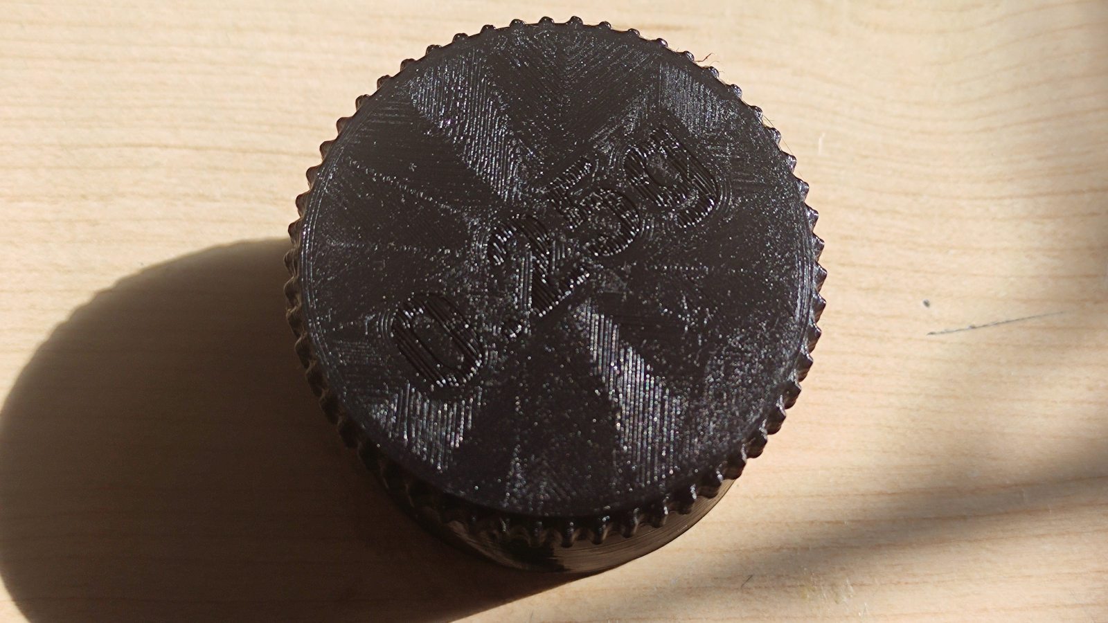 Miniatura 4 do modelo 3D Parametric container with threaded lid (OpenSCAD)