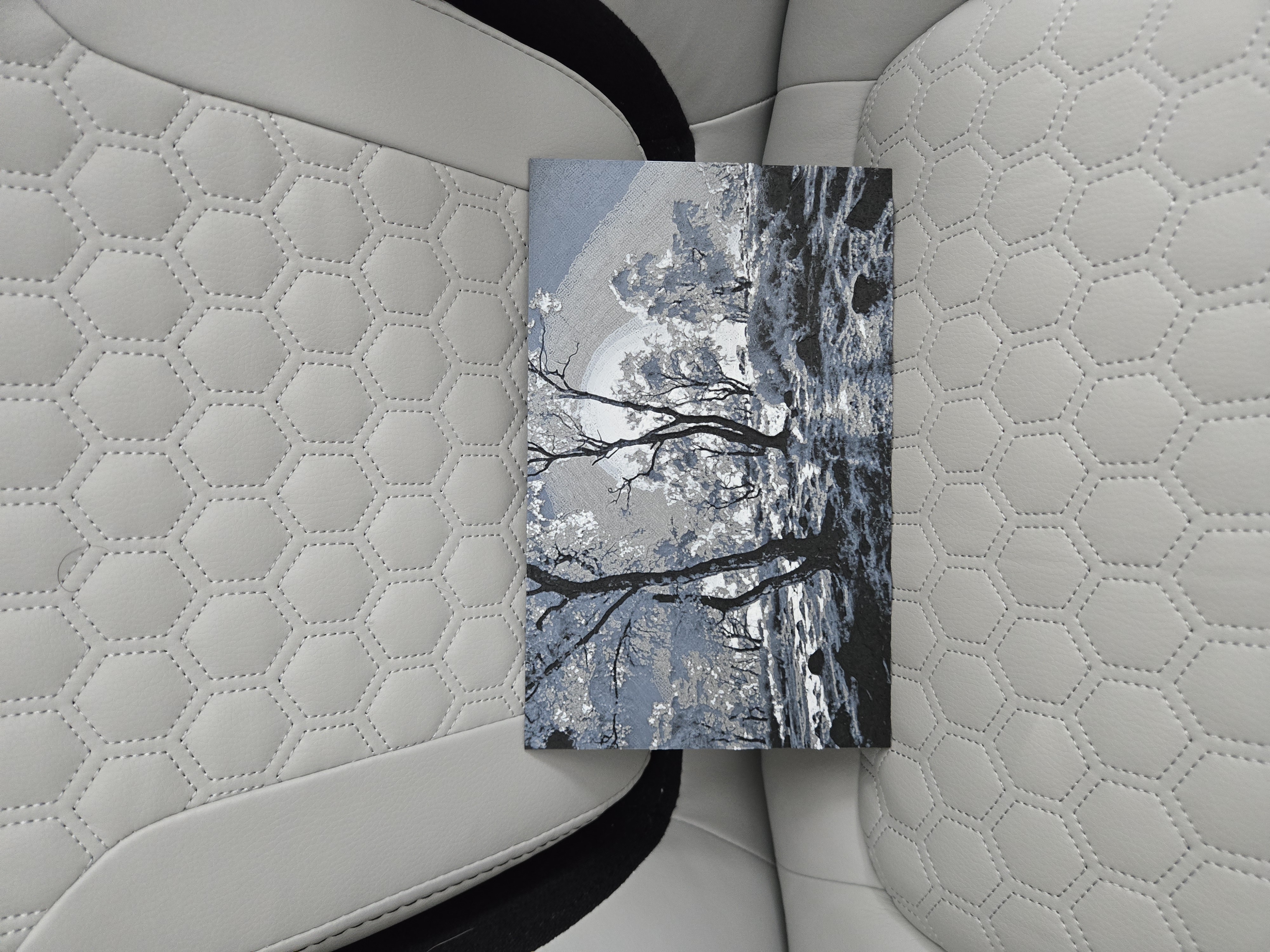 Tree moon light Hueforge