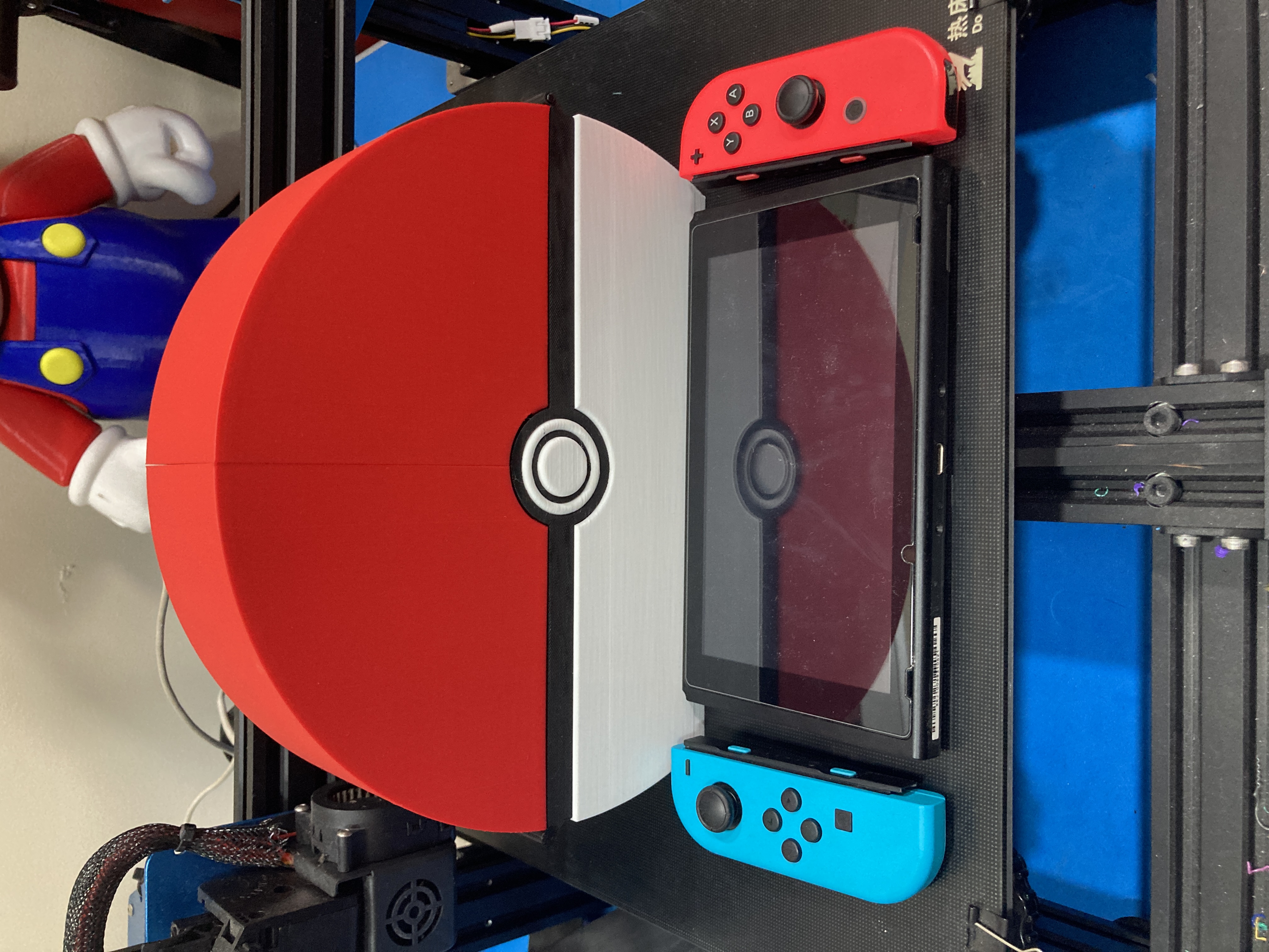 Nintendo Switch Pokeball dock