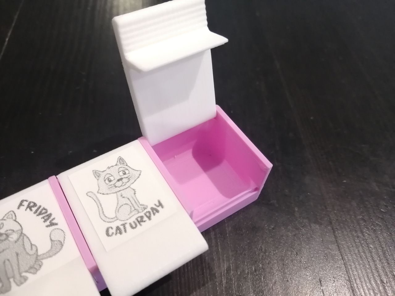 Pills Case Parametric by Maxim Borodkin Download free STL model