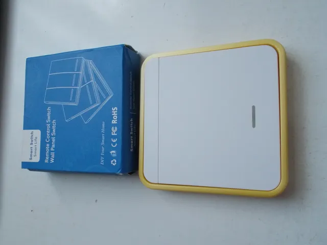 Rámeček k vypínači na zeď I.