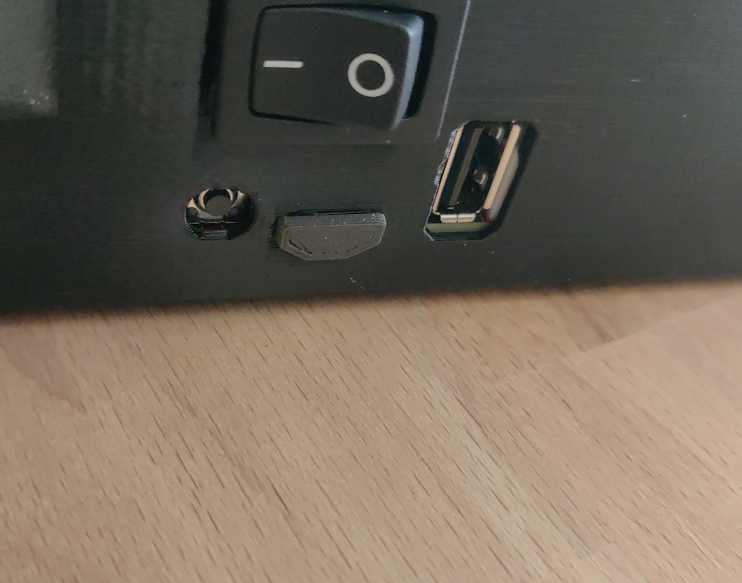 Micro USB B Cover