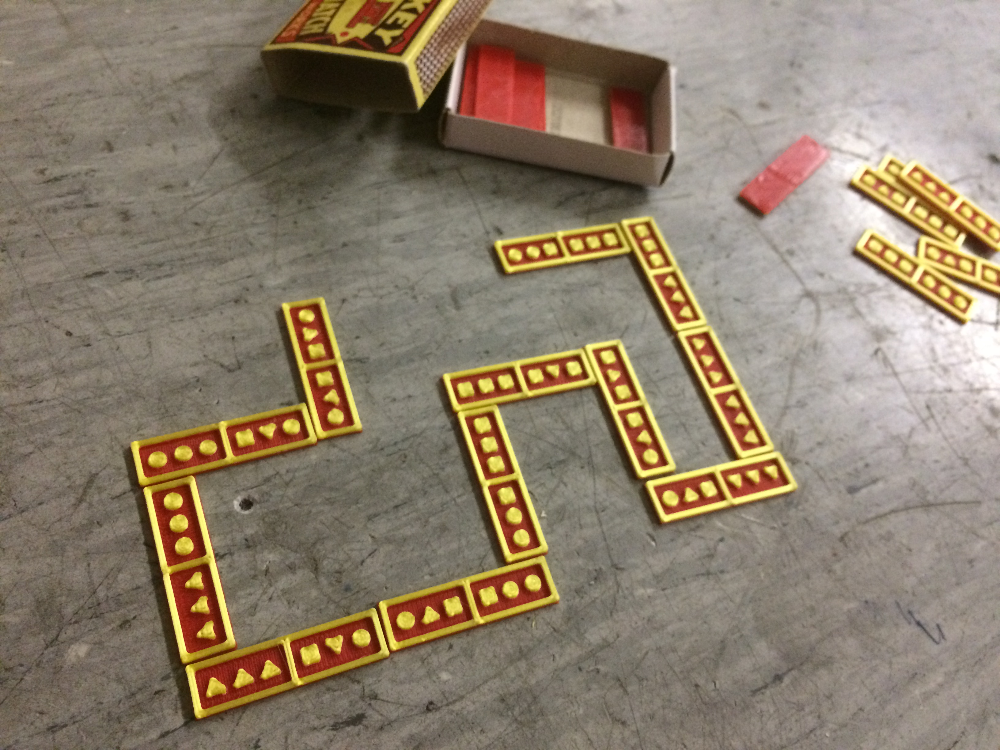 Matchbox dominoes