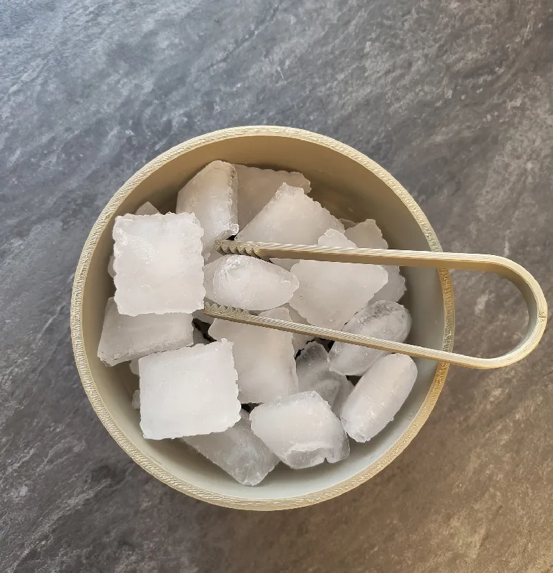 Ice Box With drip tray by Quizcen | Download free STL model ...