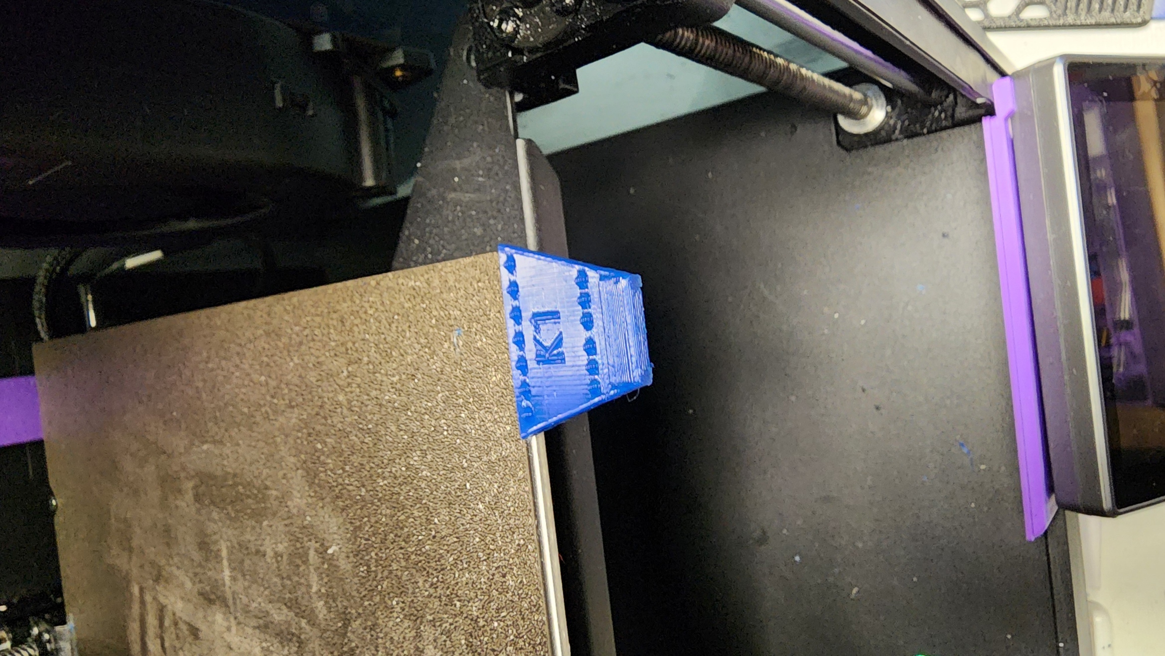 Bed sheet grips — thumbnail 3