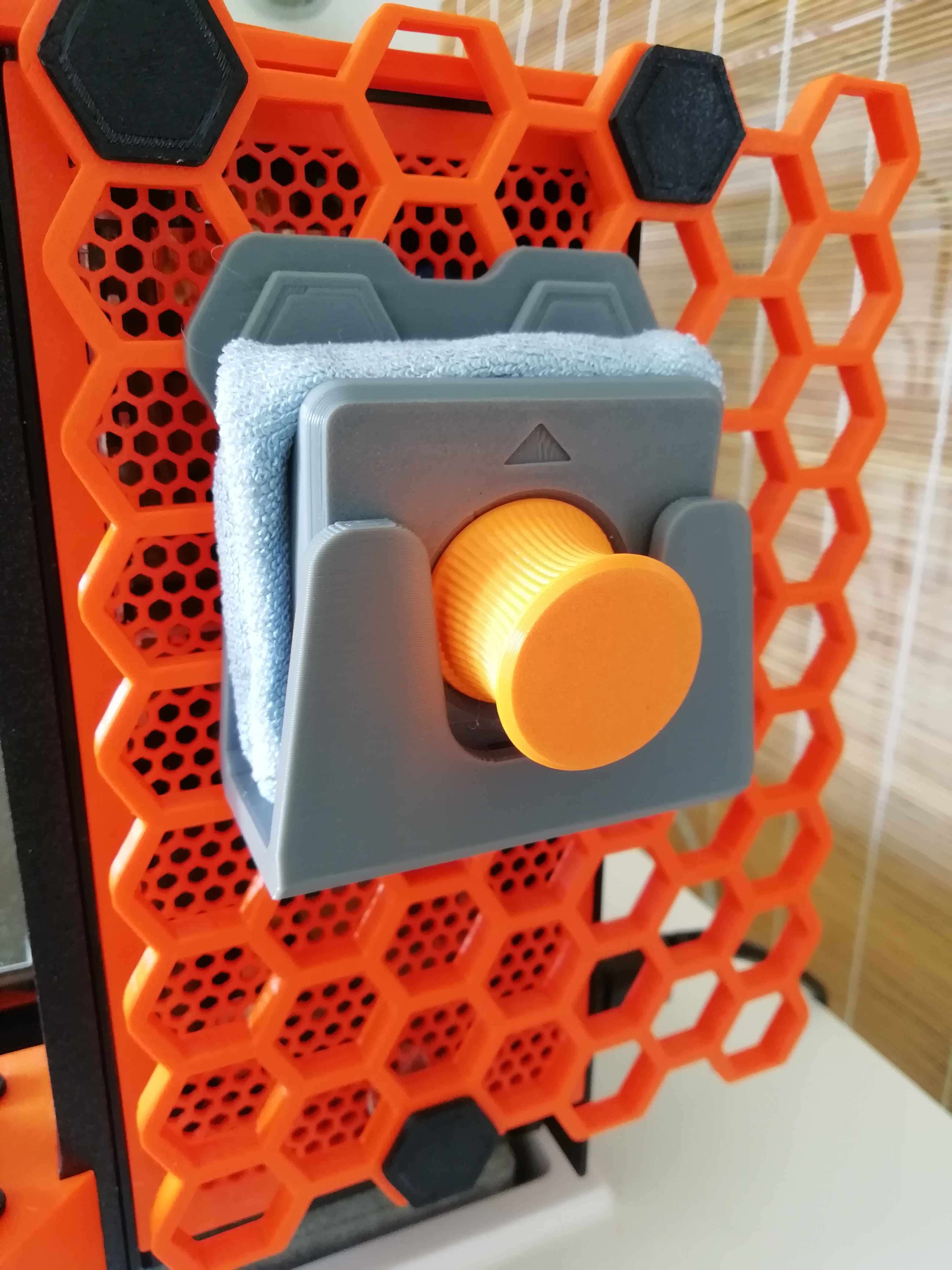 Holder for Build Plate Cleaner