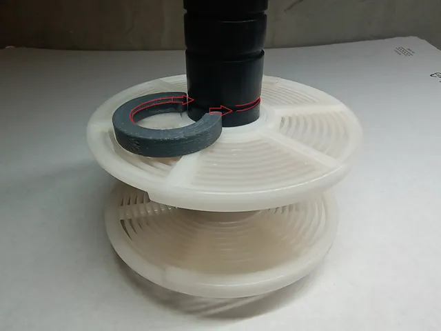 Better clip for Kaiser/AP style film developing tanks