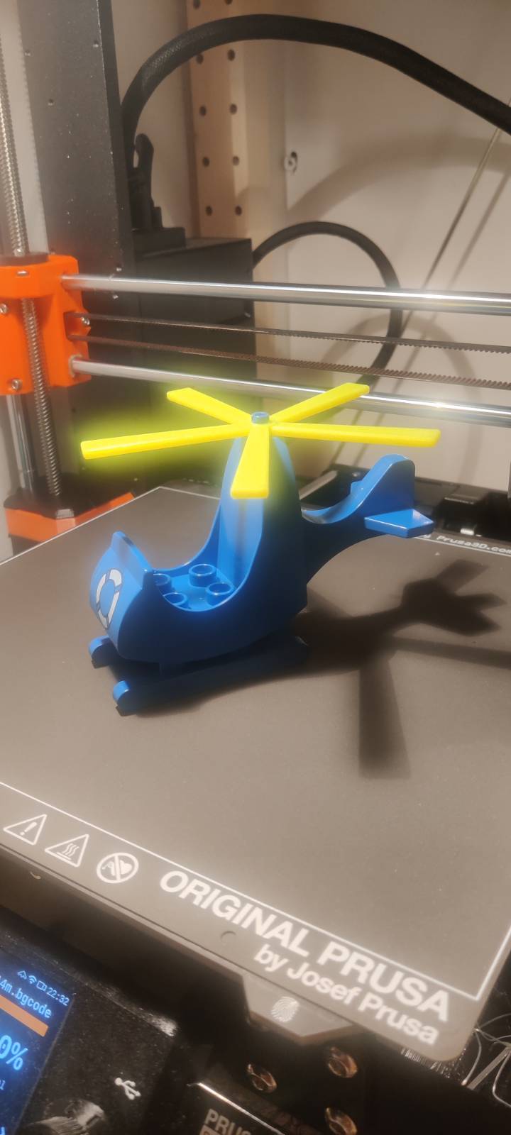 Replacement rotor for old duplo helicopter