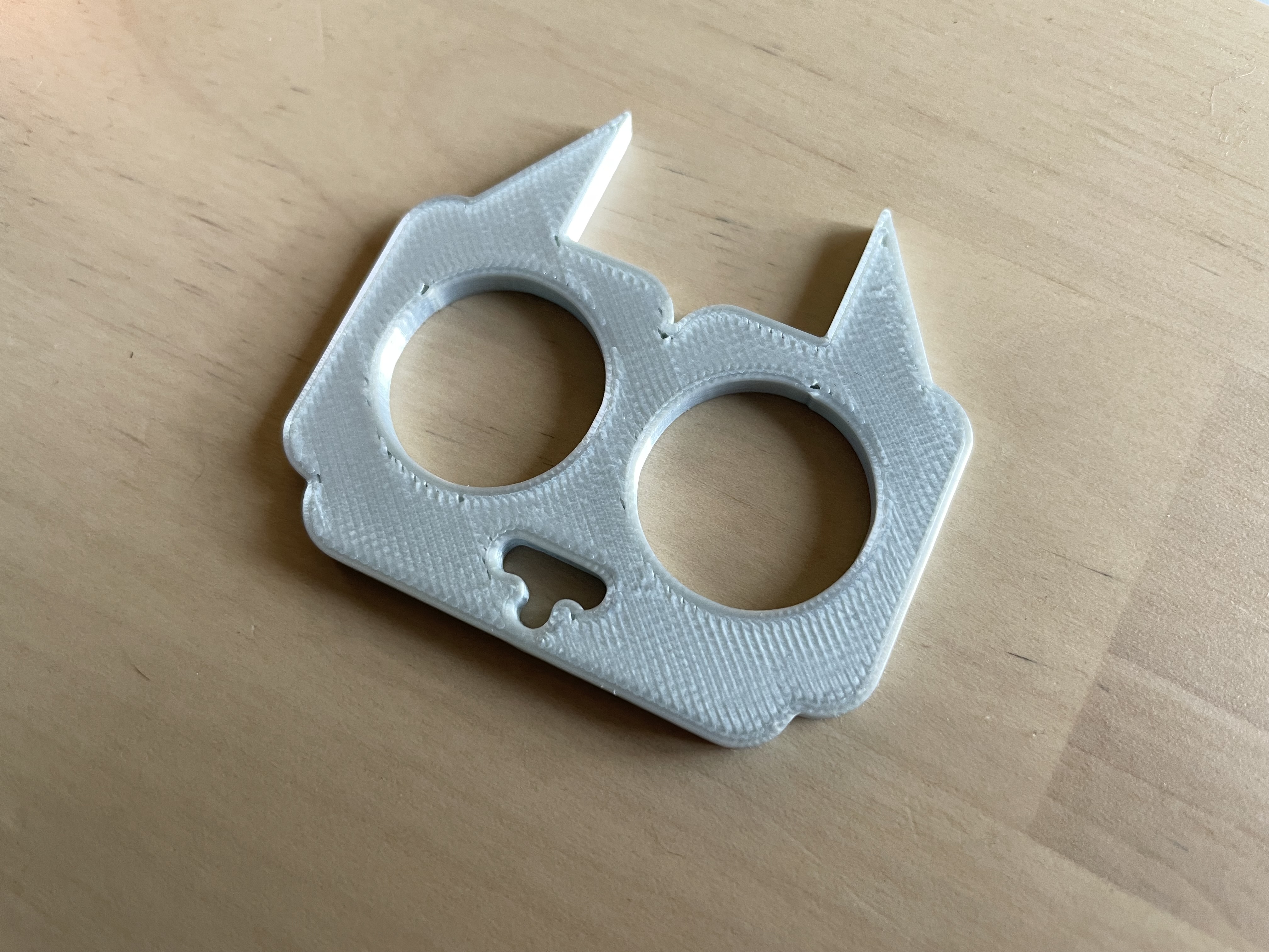 Self-Defense Dog Keychain - strong grip shape!