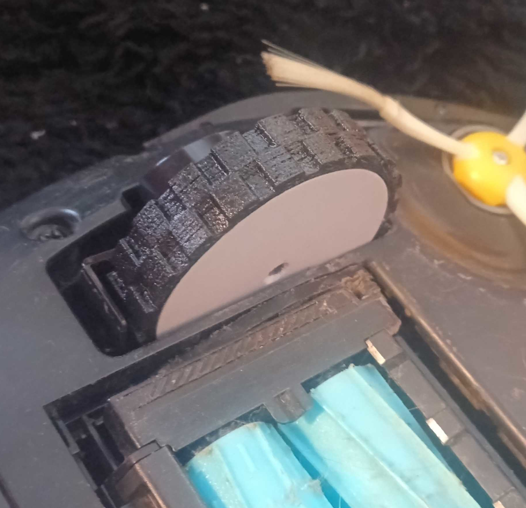 Roomba Main Wheel Replacement