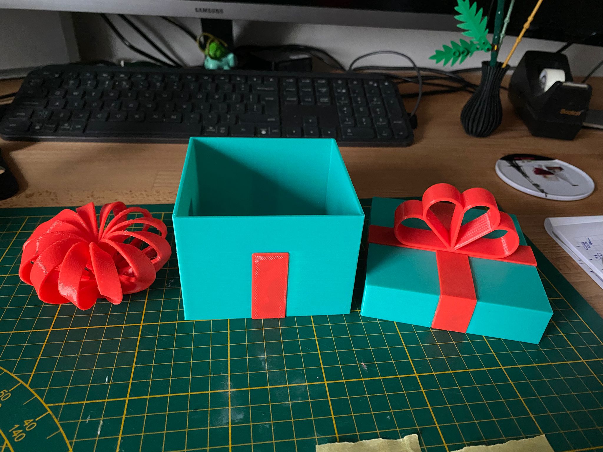Christmas present with. modular bow