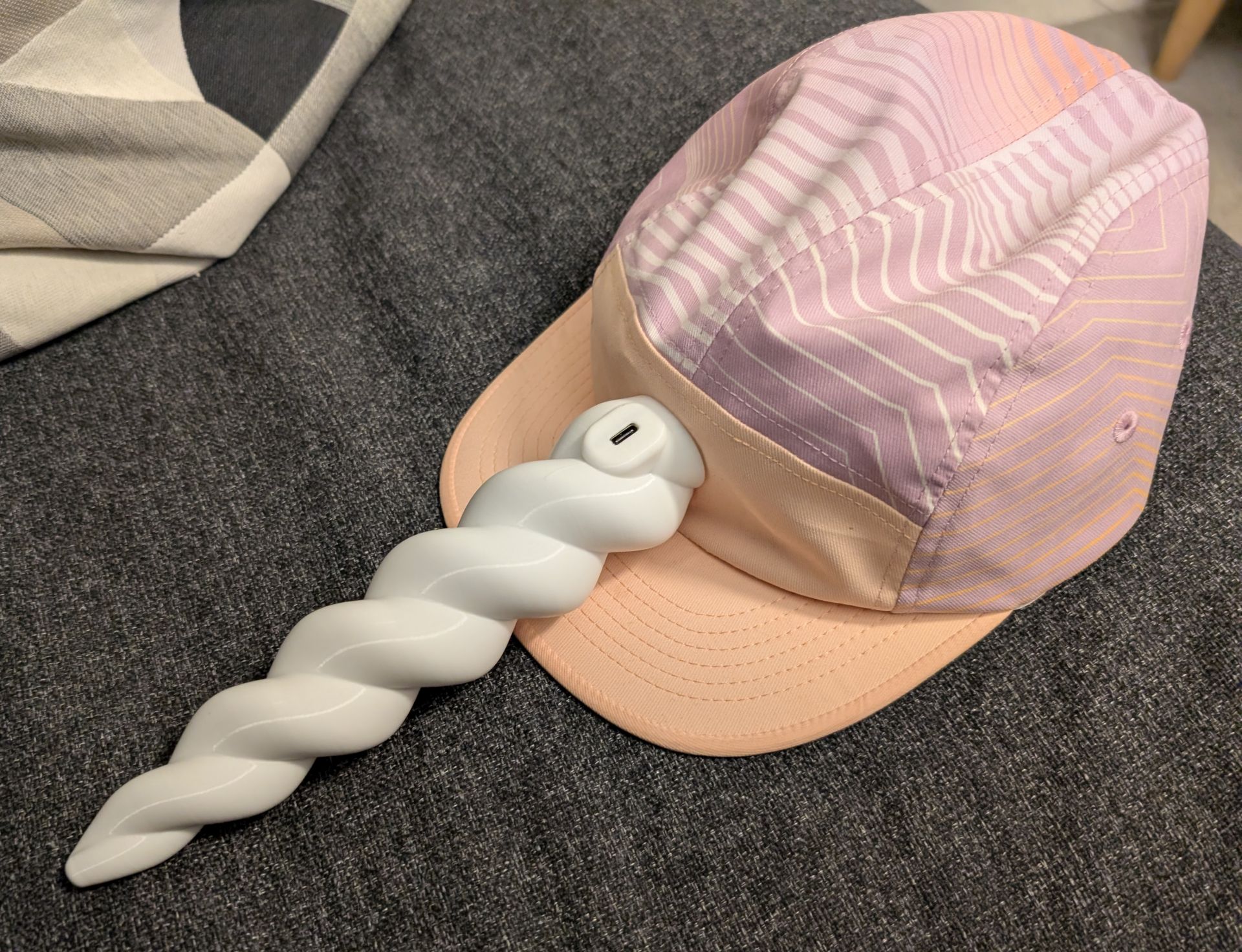 LED Unicorn horn hat cap - Einhorn Hut