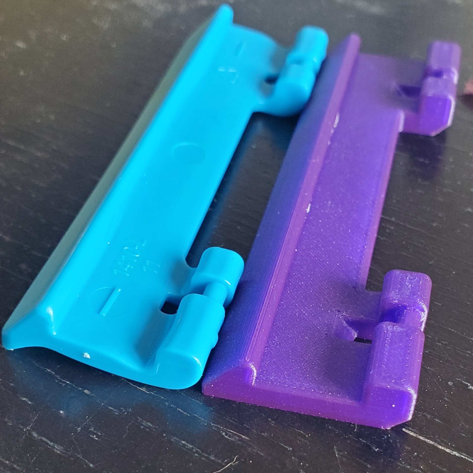 Replacement Latch for Sterilite Stackable Bins — miniatura 3