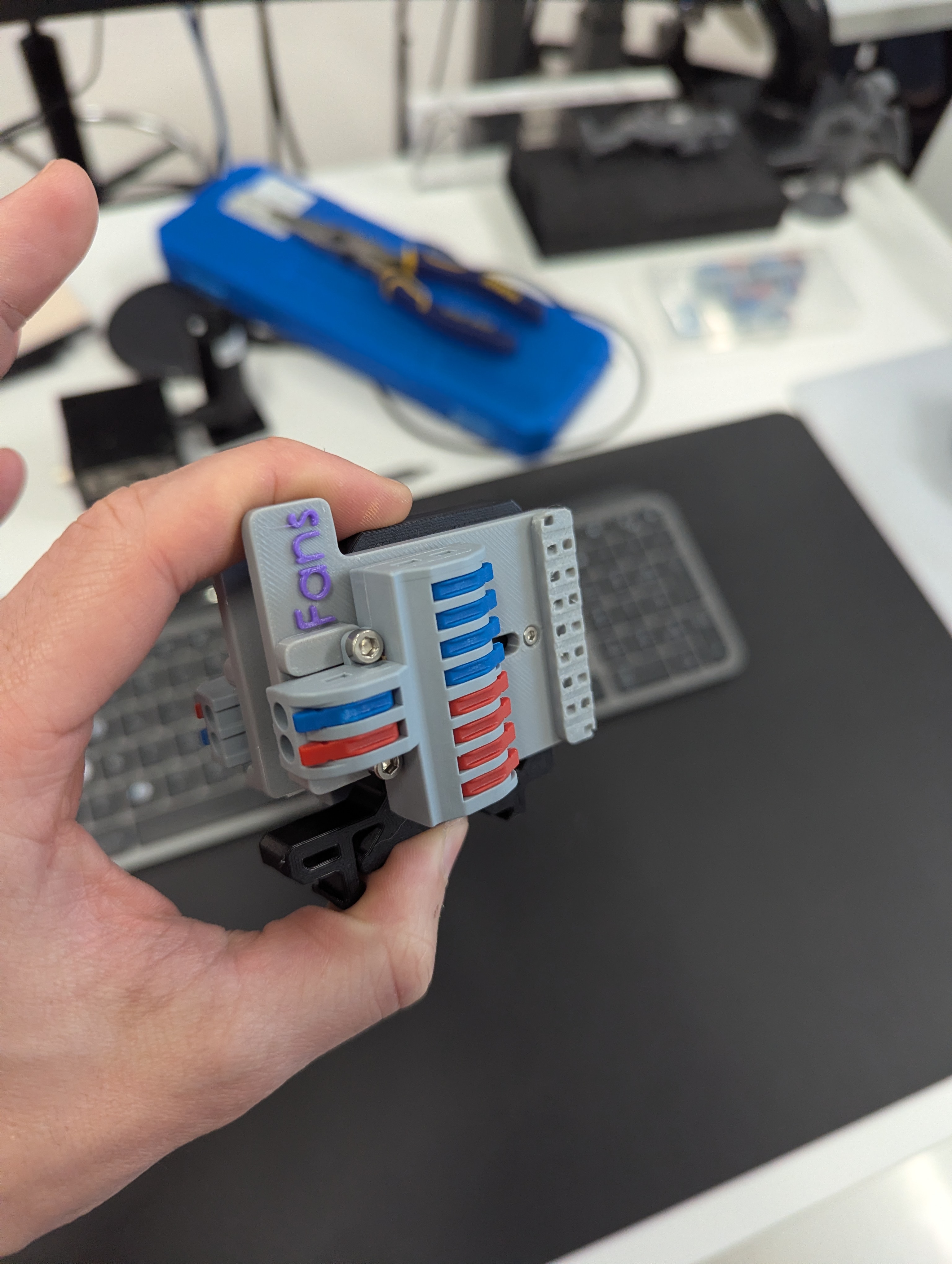 DIN rail holder for Suplin SPL-82 - Remix