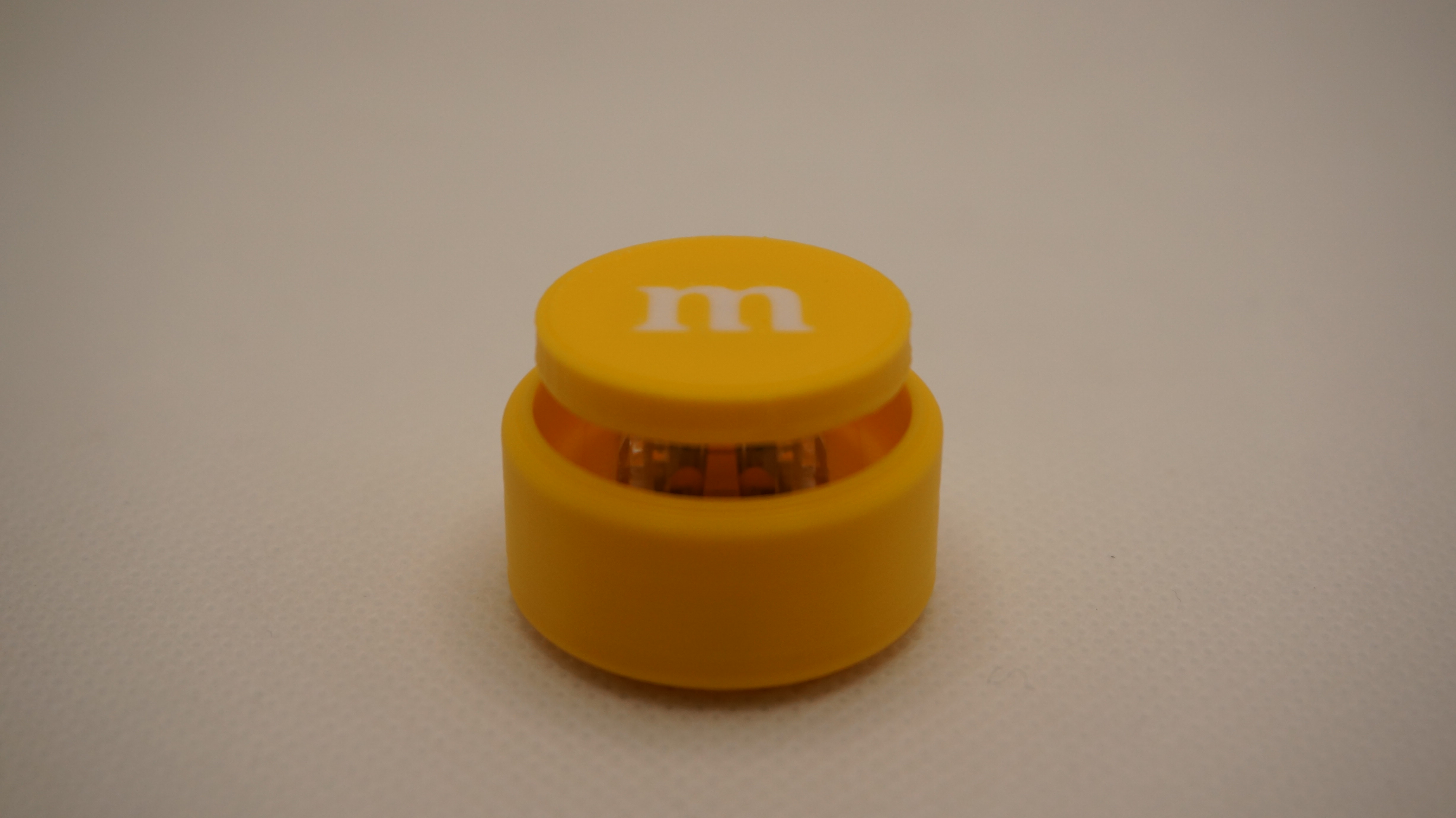 Miniatura 2 do modelo 3D M&Ms Clicker V2