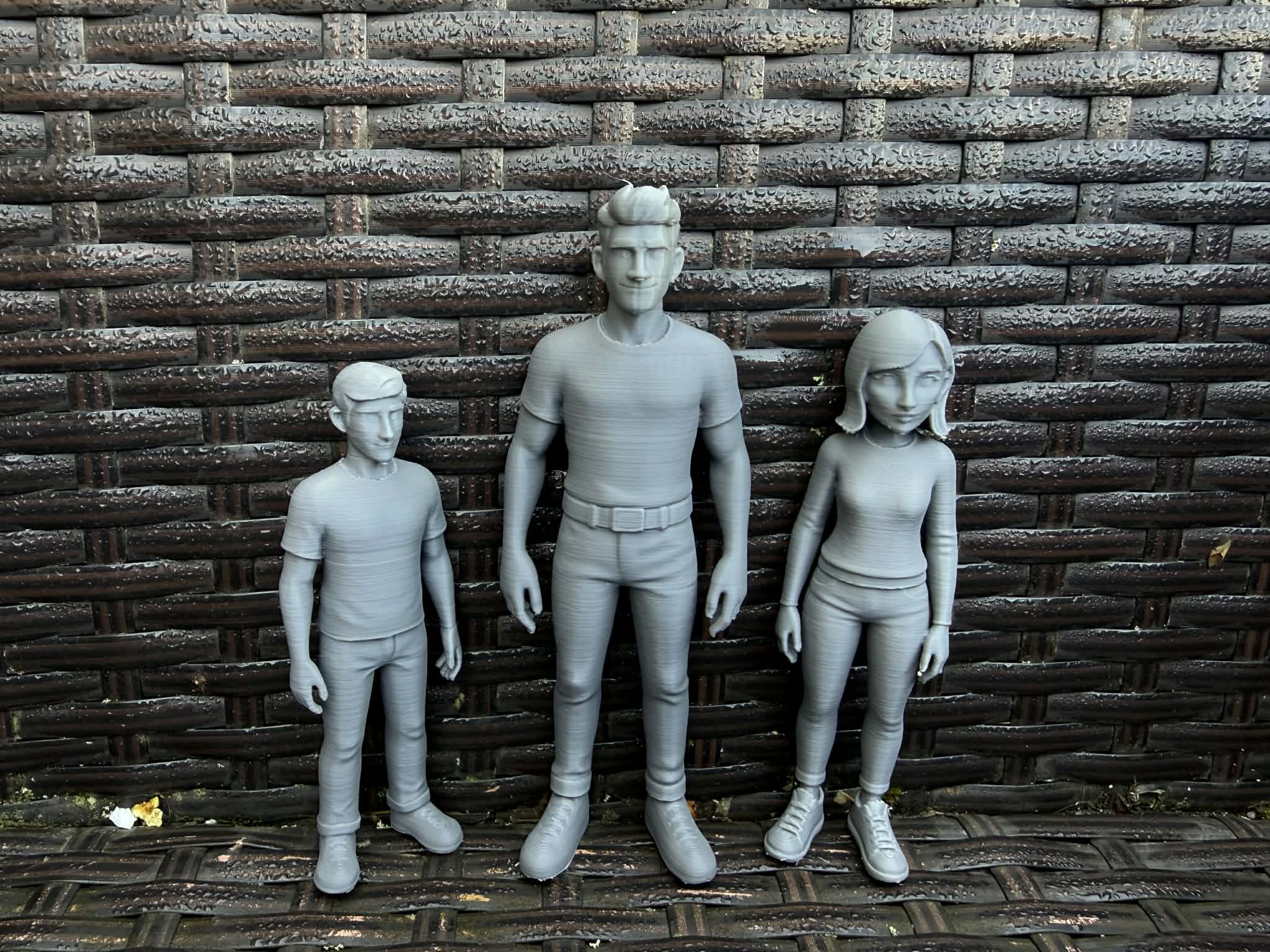 Perfect Family for a diorama or model railroad — thumbnail 5