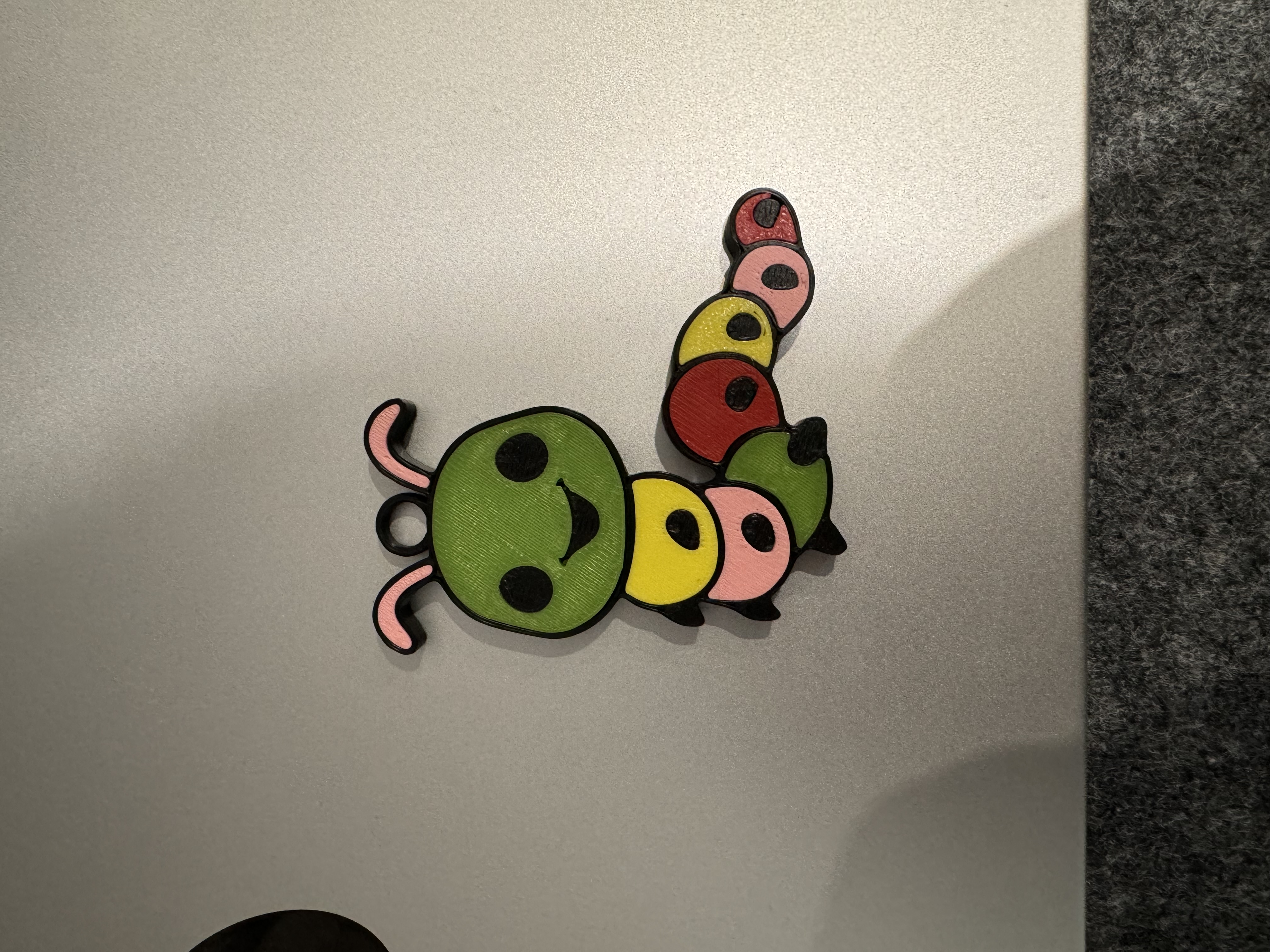 2D Caterpillar Keychain (NO AMS NEEDED)