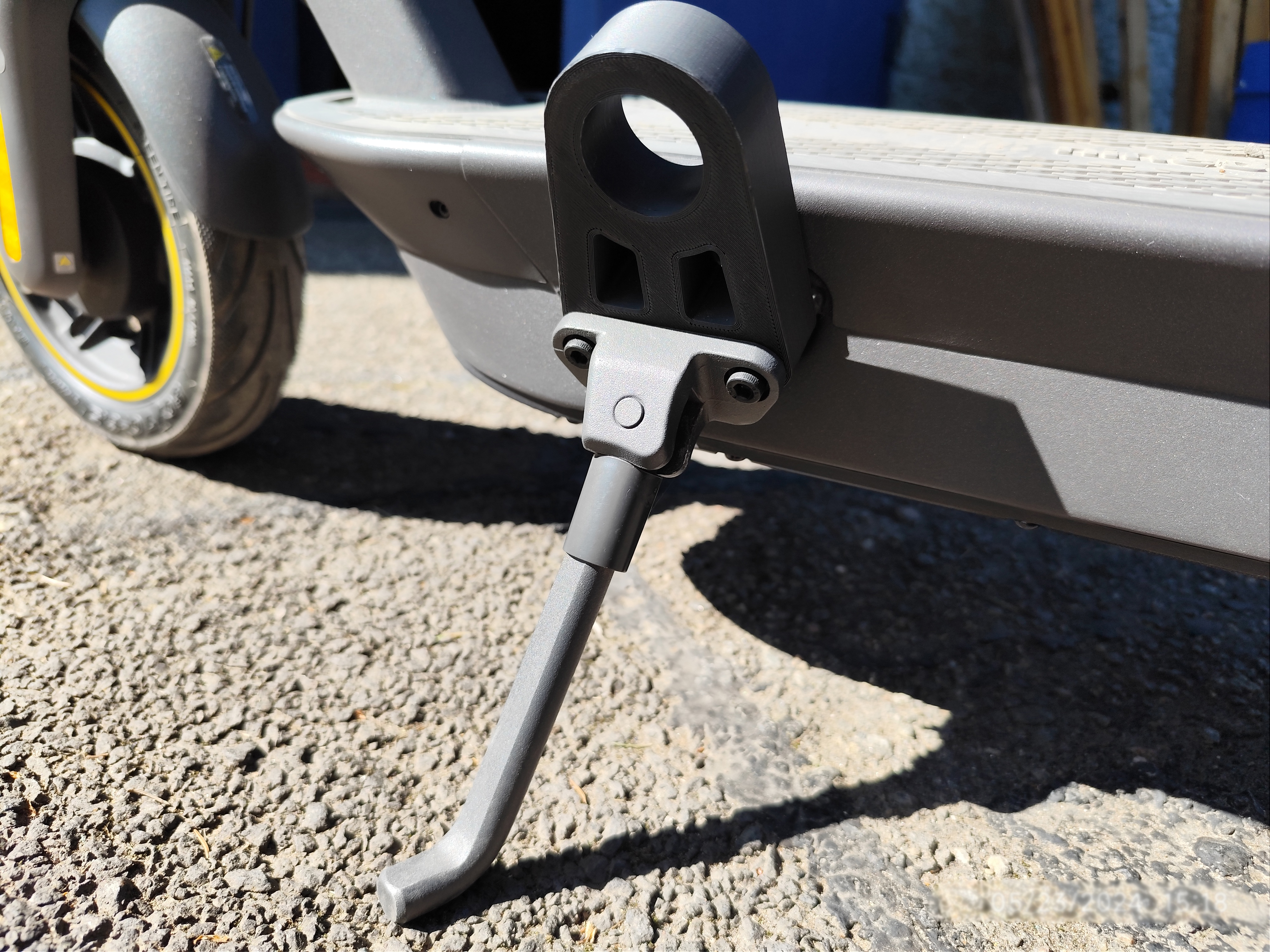 Lock bracket (mount) for Ninebot kickscooter max g2