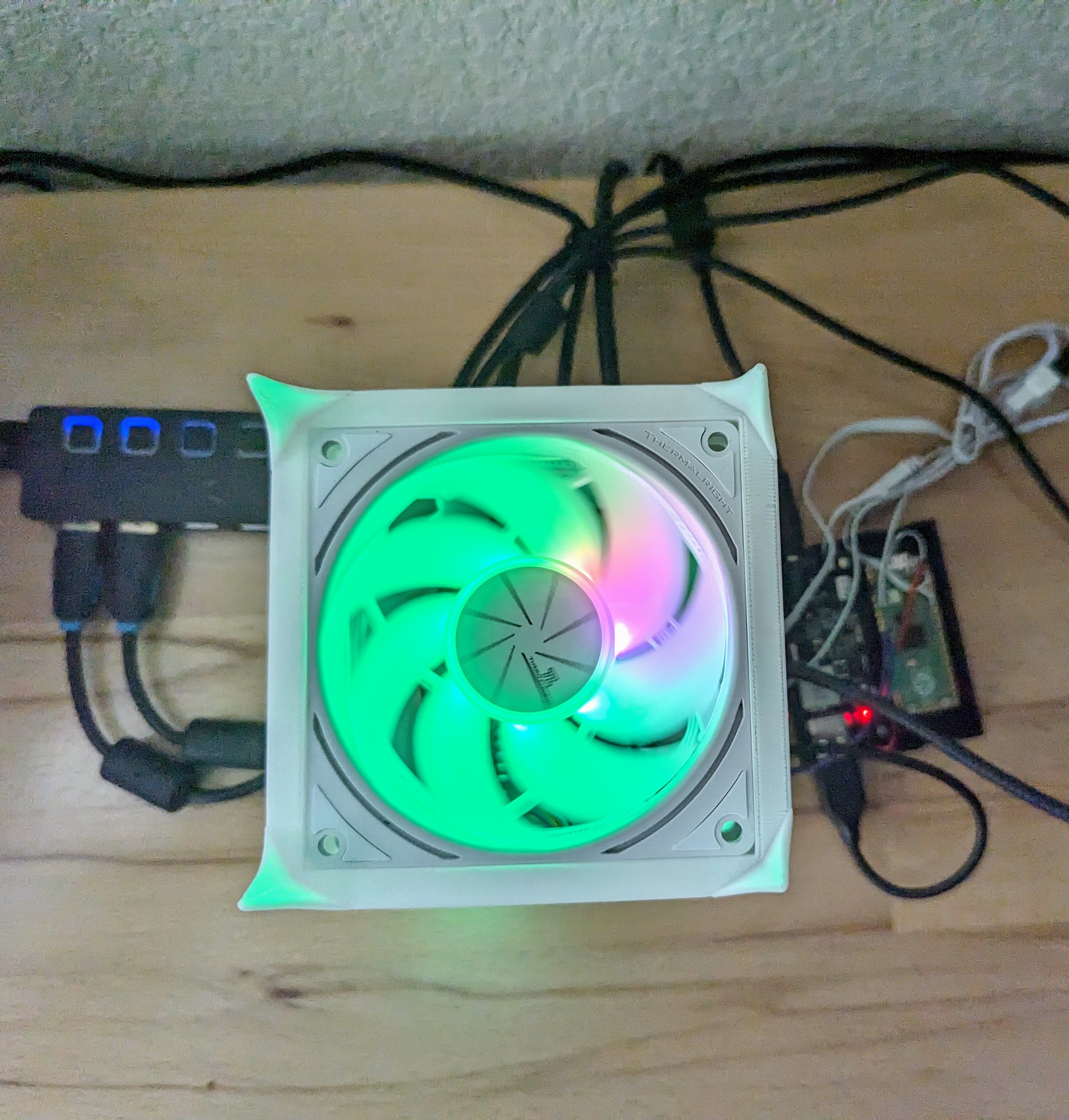 Miniatura 4 do modelo 3D Raspberry Pi 5 Tower Server