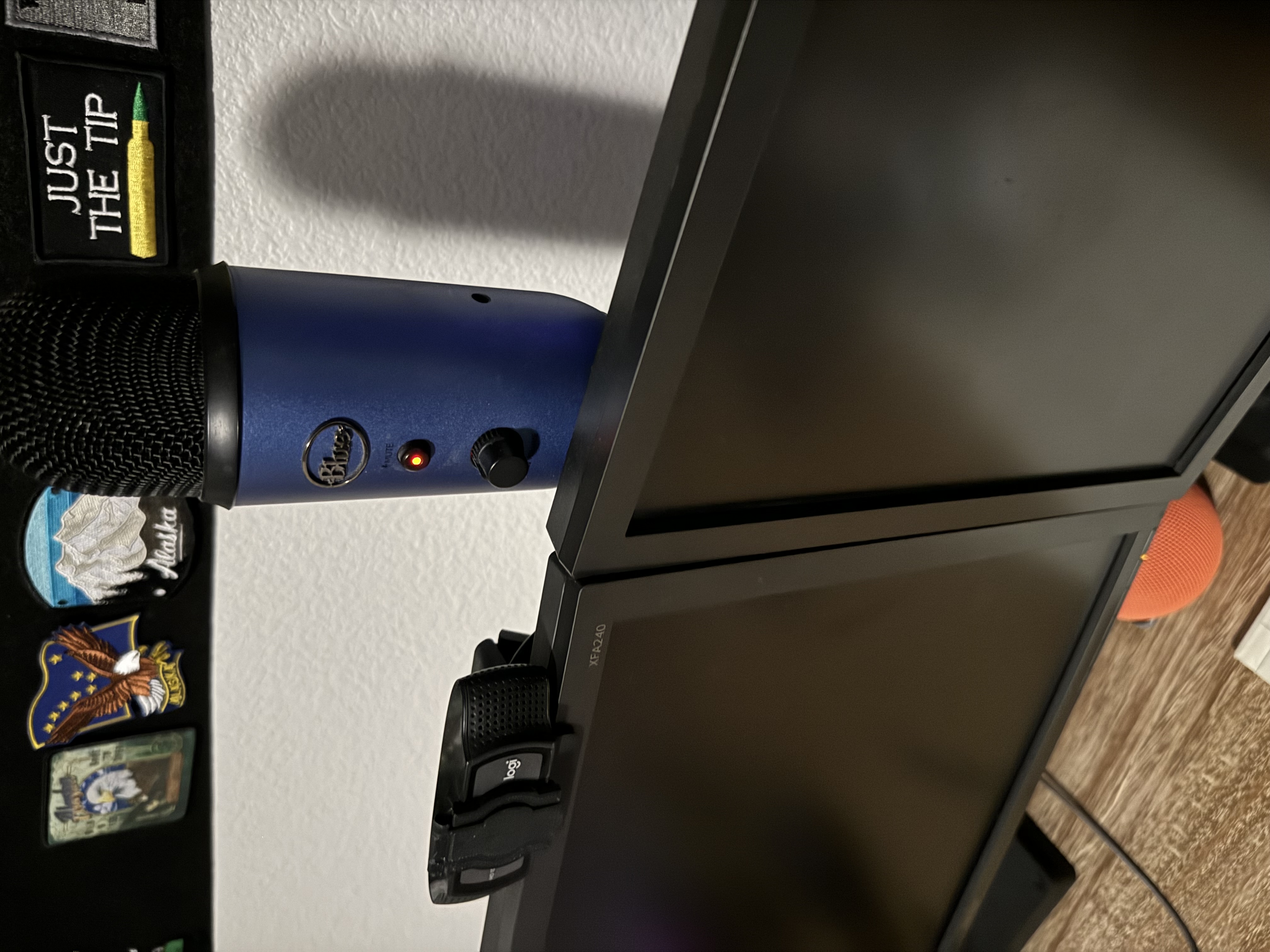 Blue Yeti Monitor Mount
