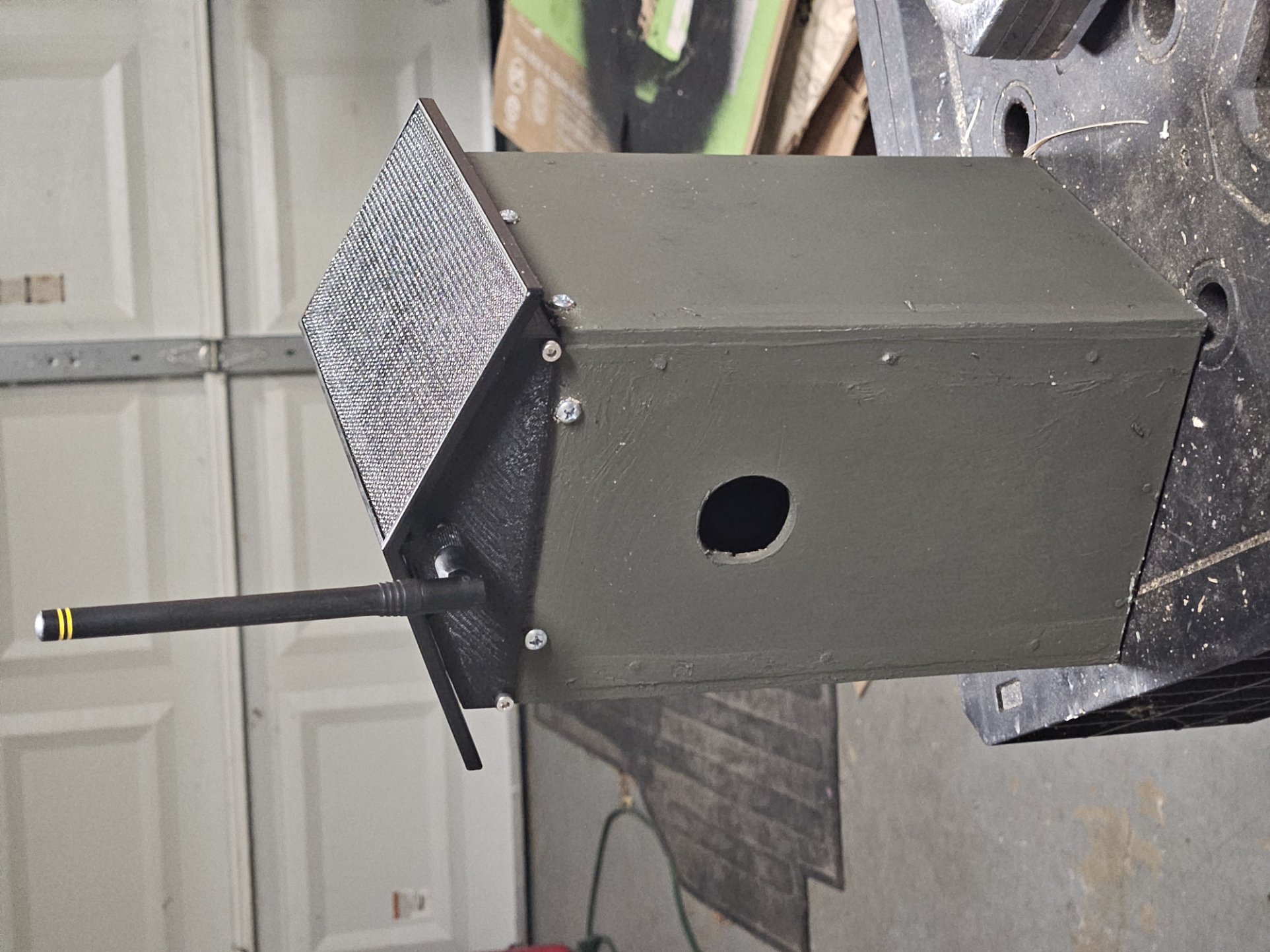 Miniatura 9 do modelo 3D Meshtastic birdhouse node