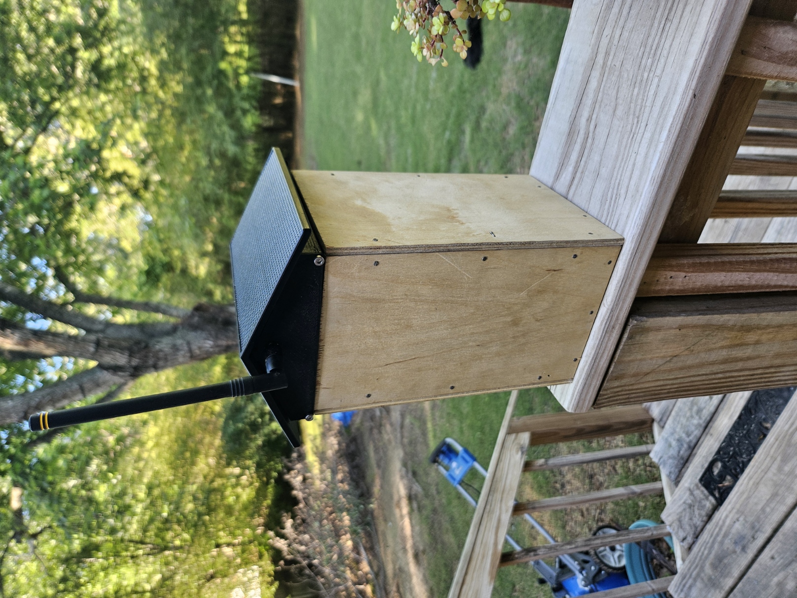 Miniatura 8 do modelo 3D Meshtastic birdhouse node