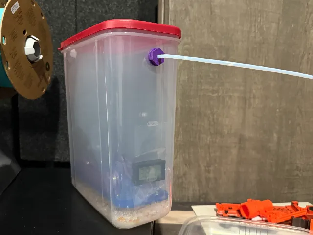 Rubbermaid TUSH Drybox Filament Spool Holder
