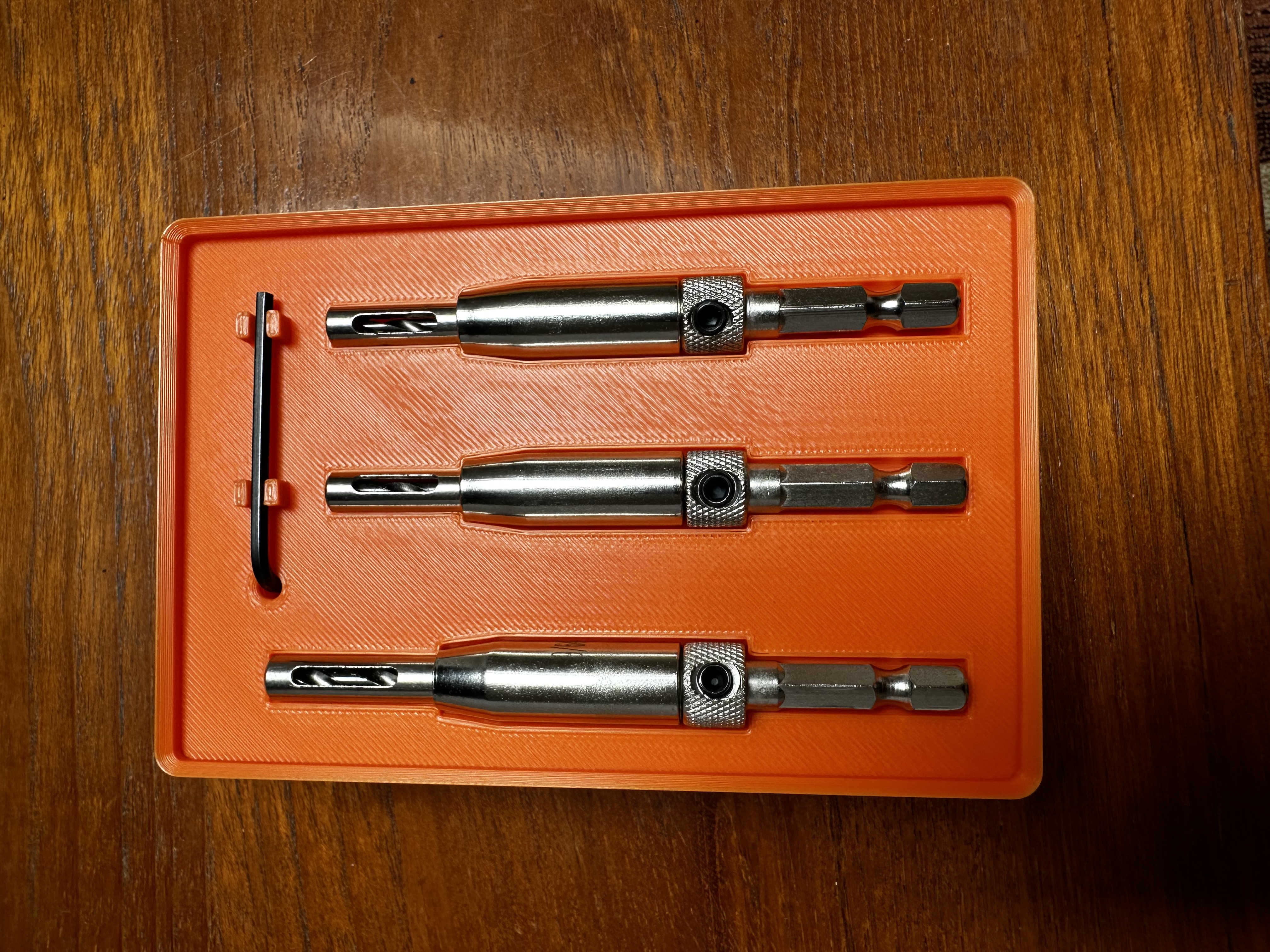 Self centering drill bit gridfinity storage bin