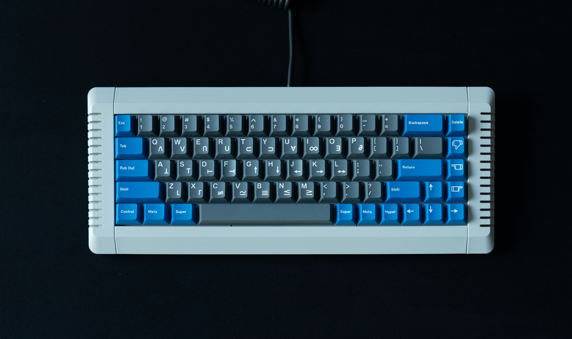 Kada 0110 A Retro Inspired 65 Mechanical Keyboard Por Emil Kada 0110 A Retro Inspired 65 Mechanical Keyboard Por Emil