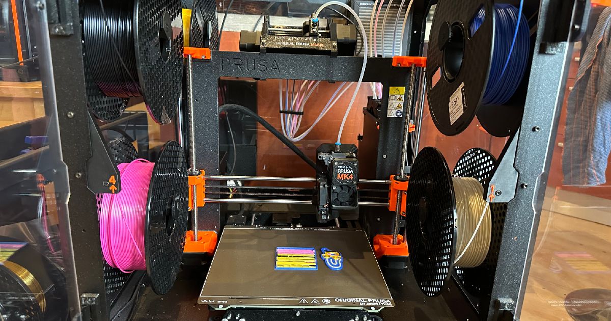 Filaments and Prusa Buffer MMU3 in Prusa Enclosure with MK4 by ...