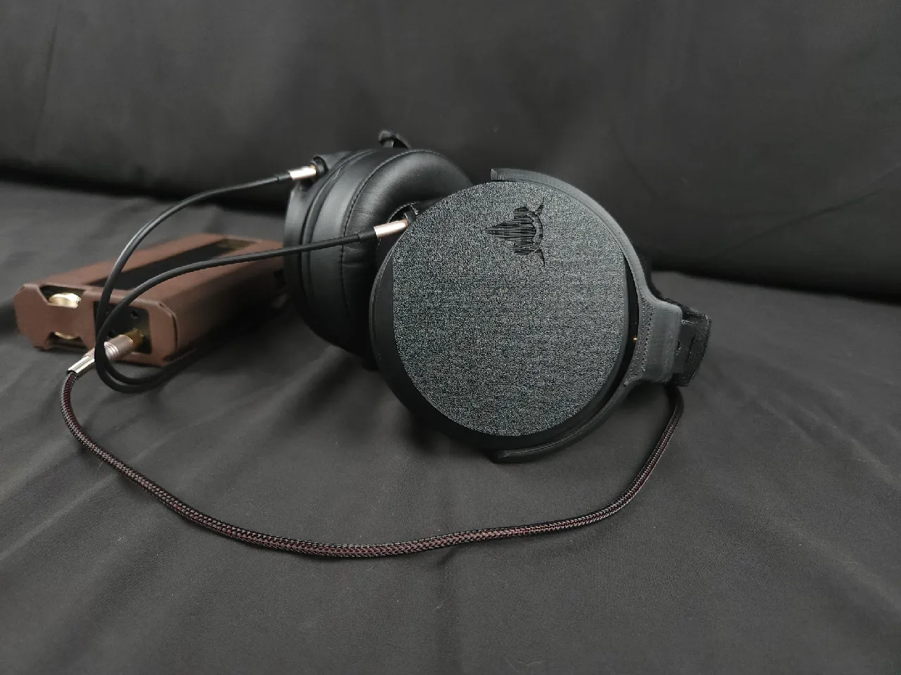 Ouroboros Closed Back Audiophile Headphones by Capra-Audio