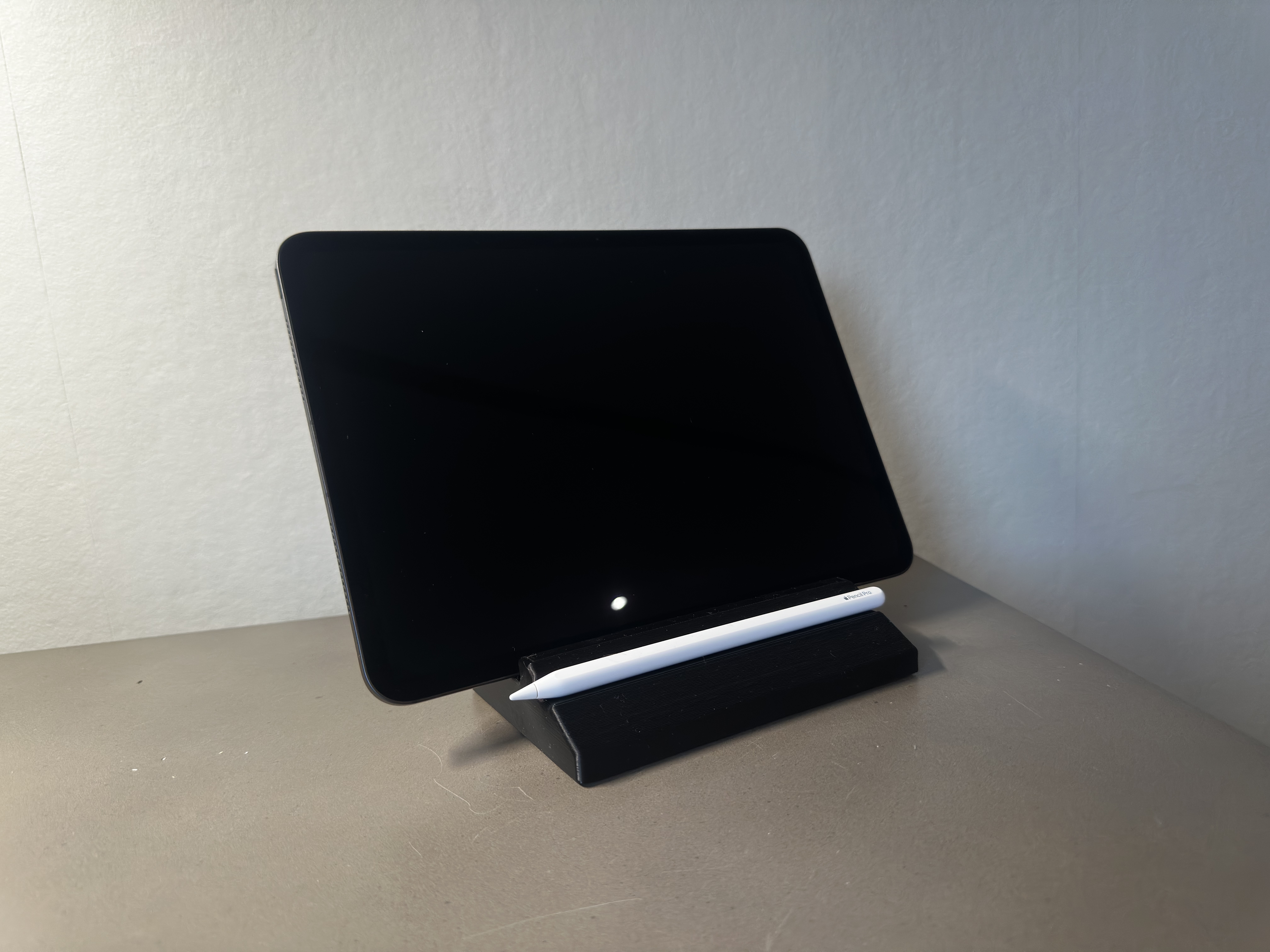 Tablet Holder with Shelf for Stylus - Cable Routing, No Supports
