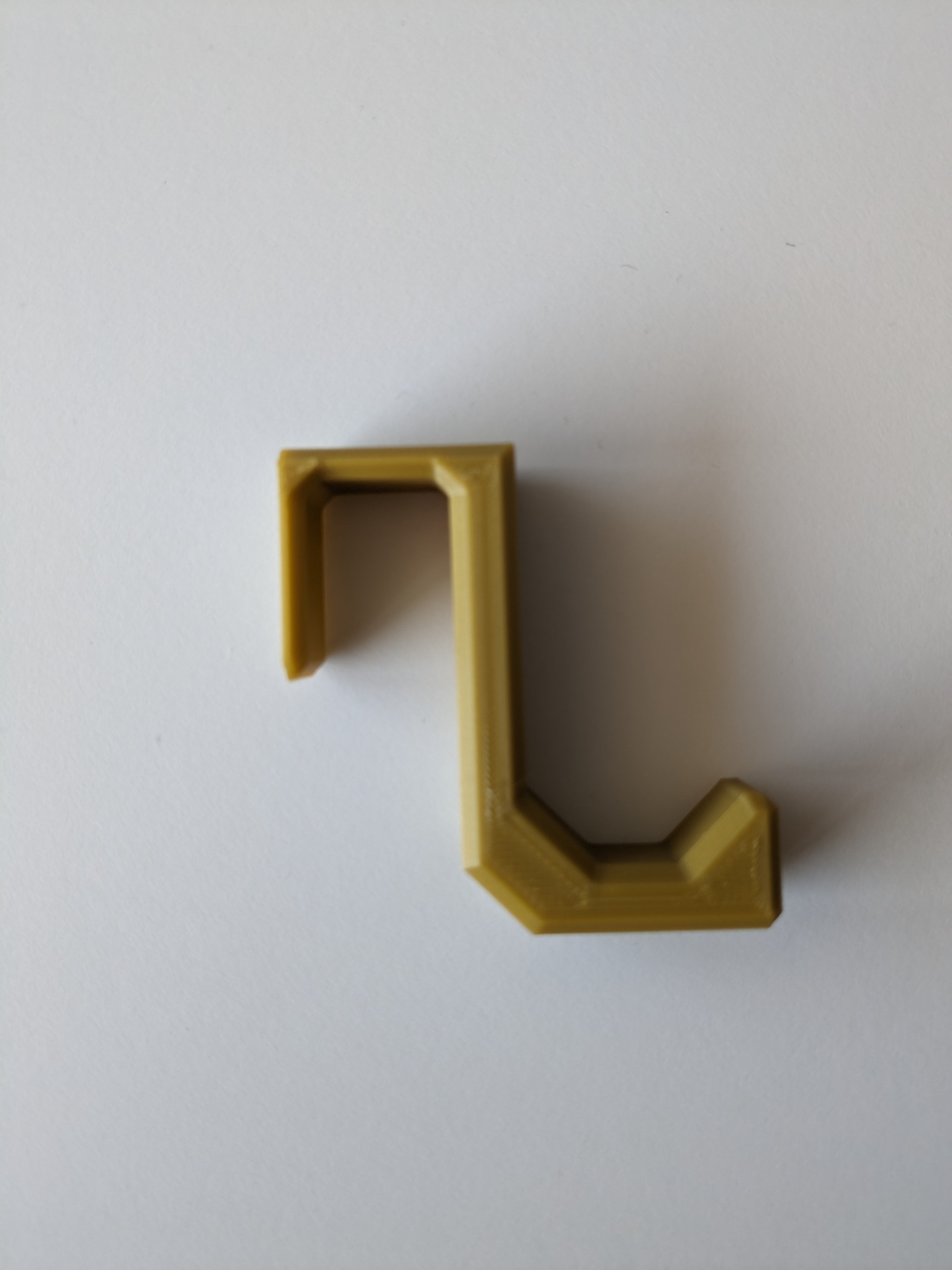 Wardrobe door hook (with reduced size at the rear)