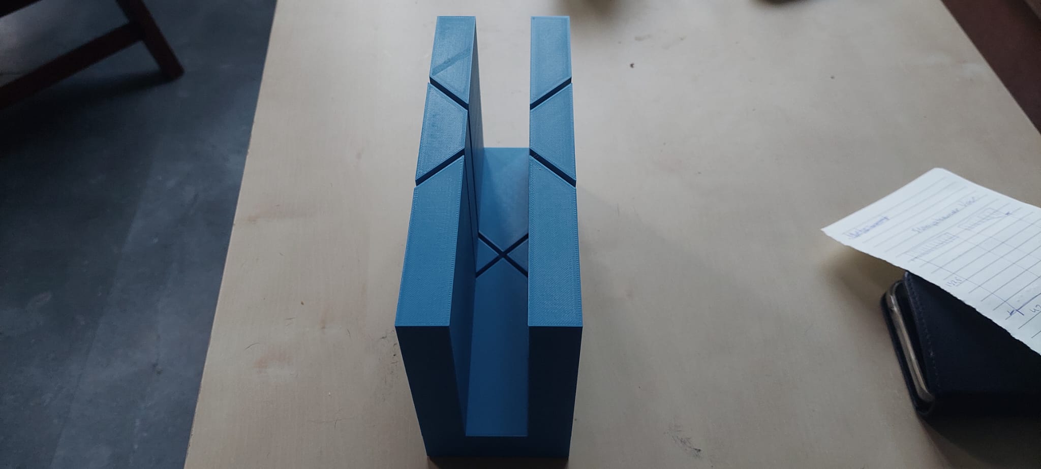 Miniatura 2 do modelo 3D Baseboard cutting guide