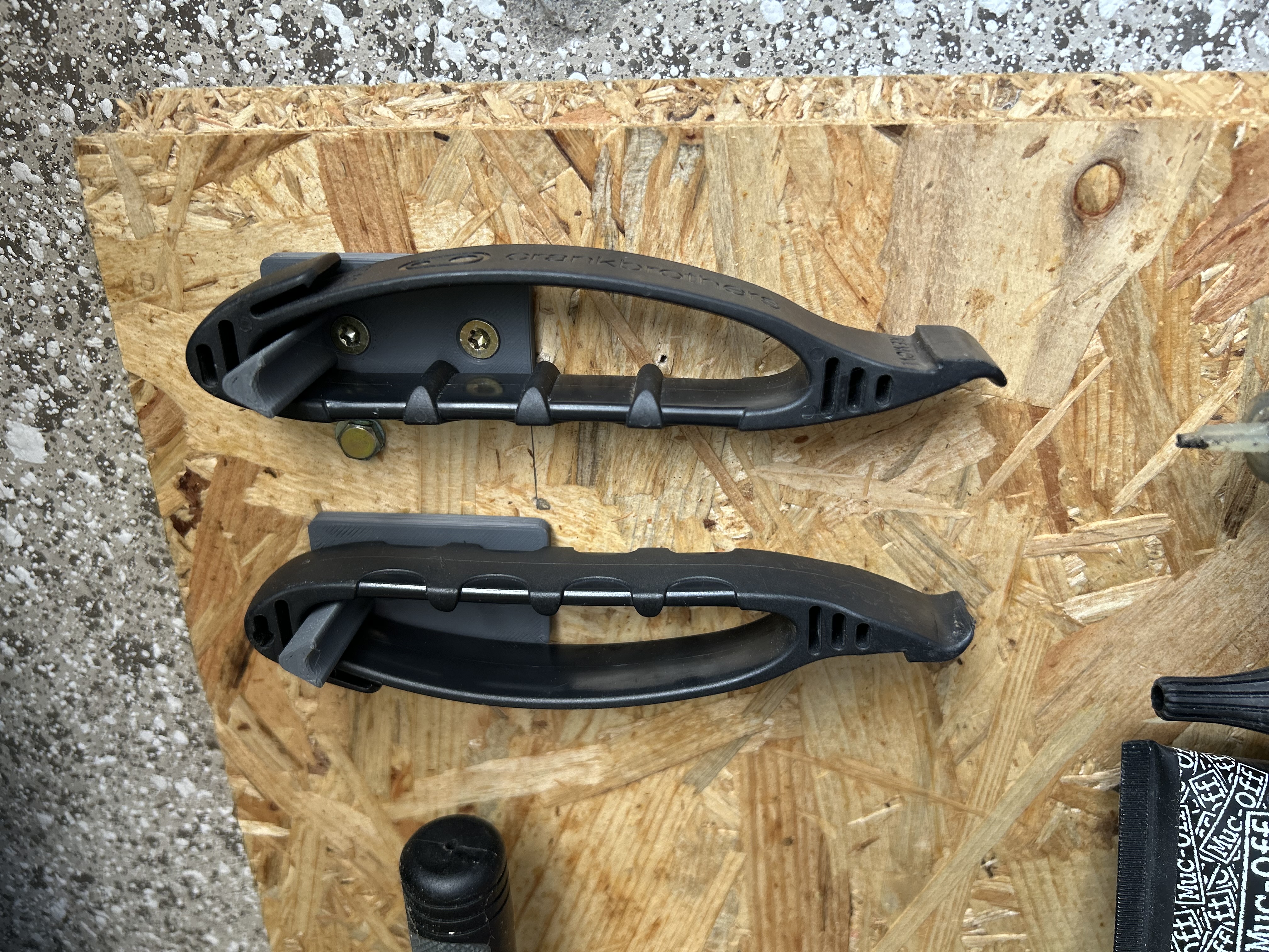 Halter für Reifenheber -  CrankBrothers Speedier Lever Reifenheber