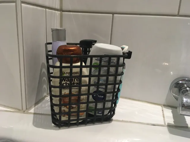 Bath Basket with Razor Holder