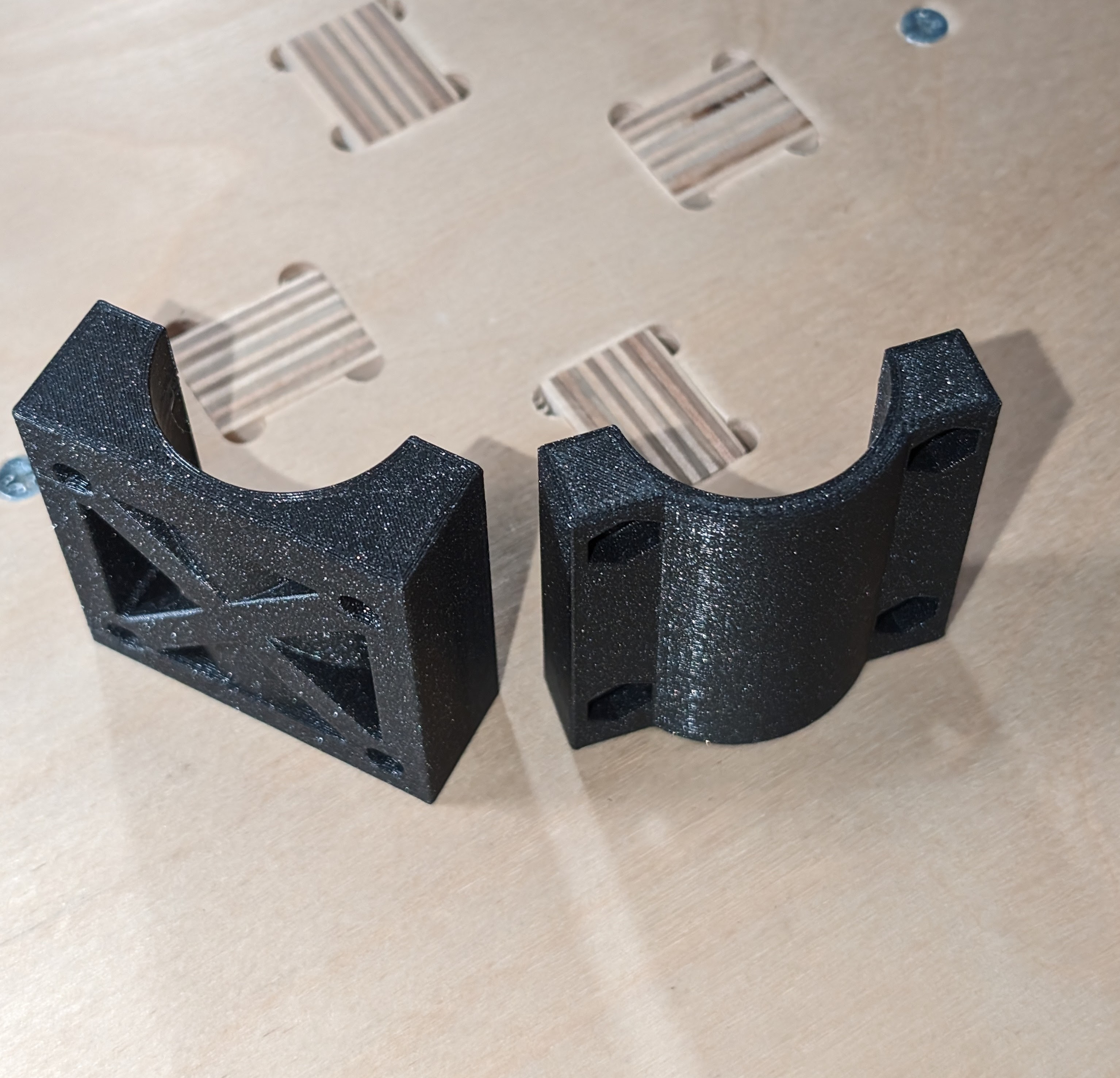 Miniatura 2 do modelo 3D Bracket for Ortis E-Stop Paddle Switch