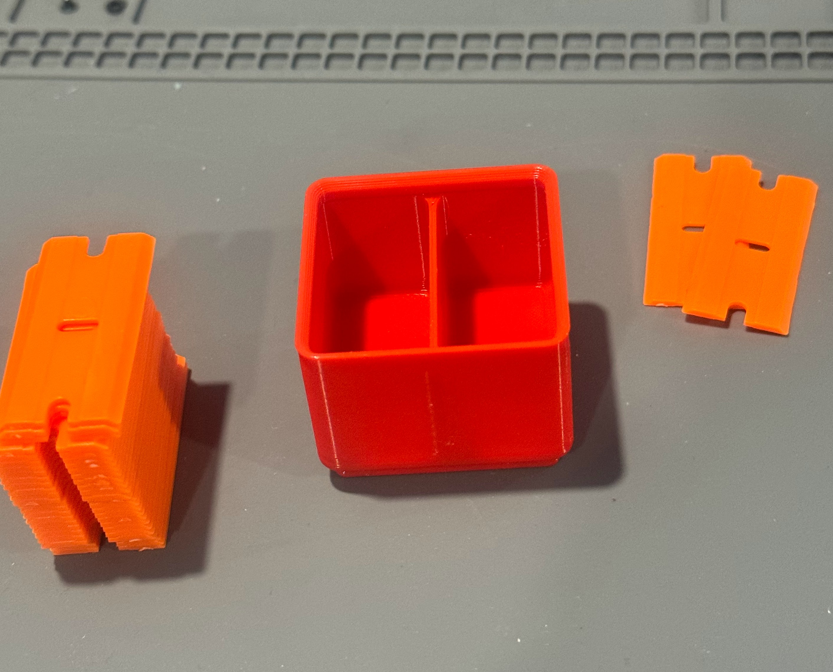 Gridfinity Plastic Razorblade Holder — miniatura 2