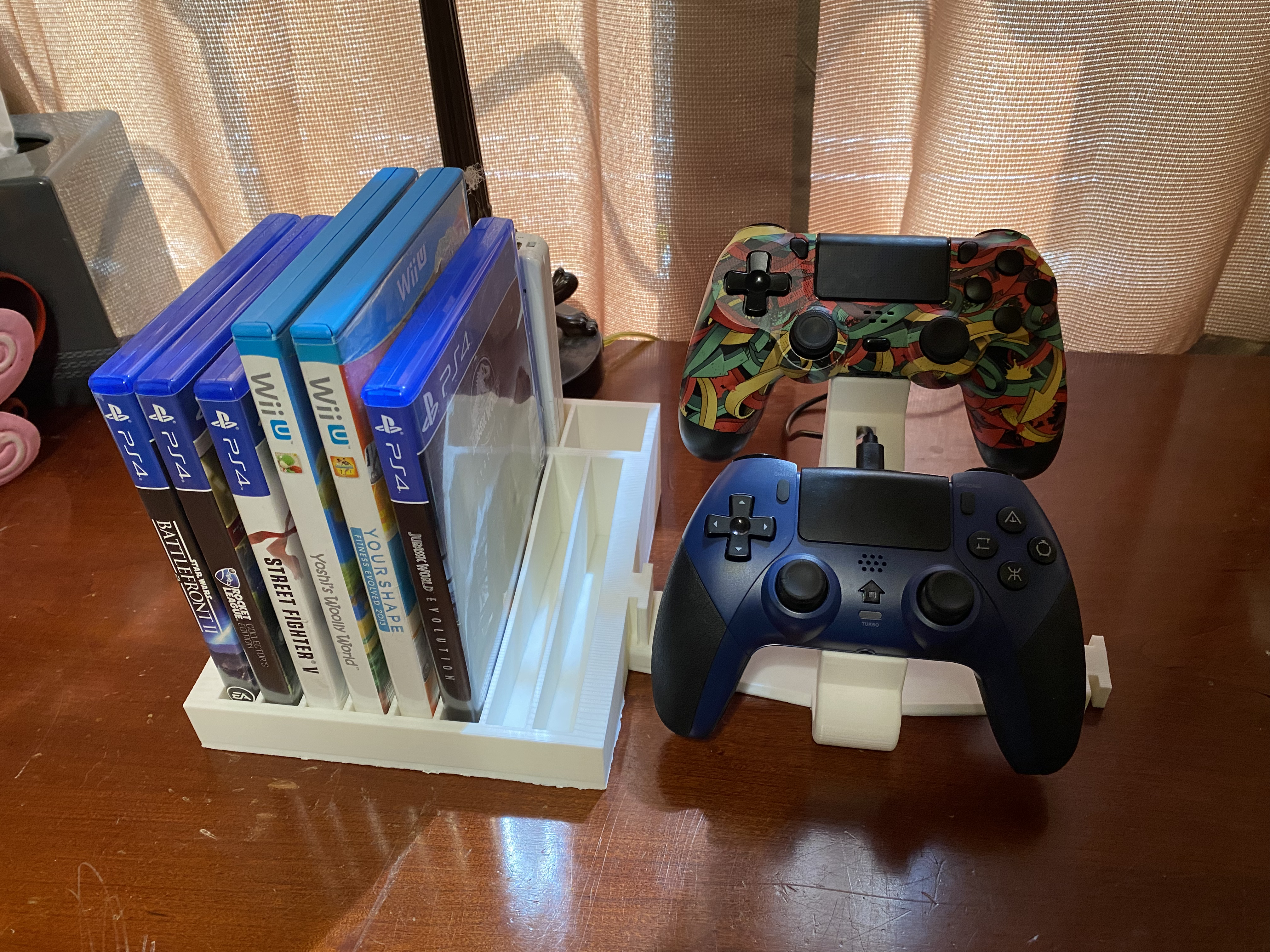 Miniatura 3 do modelo 3D PS / XBox Controller stand