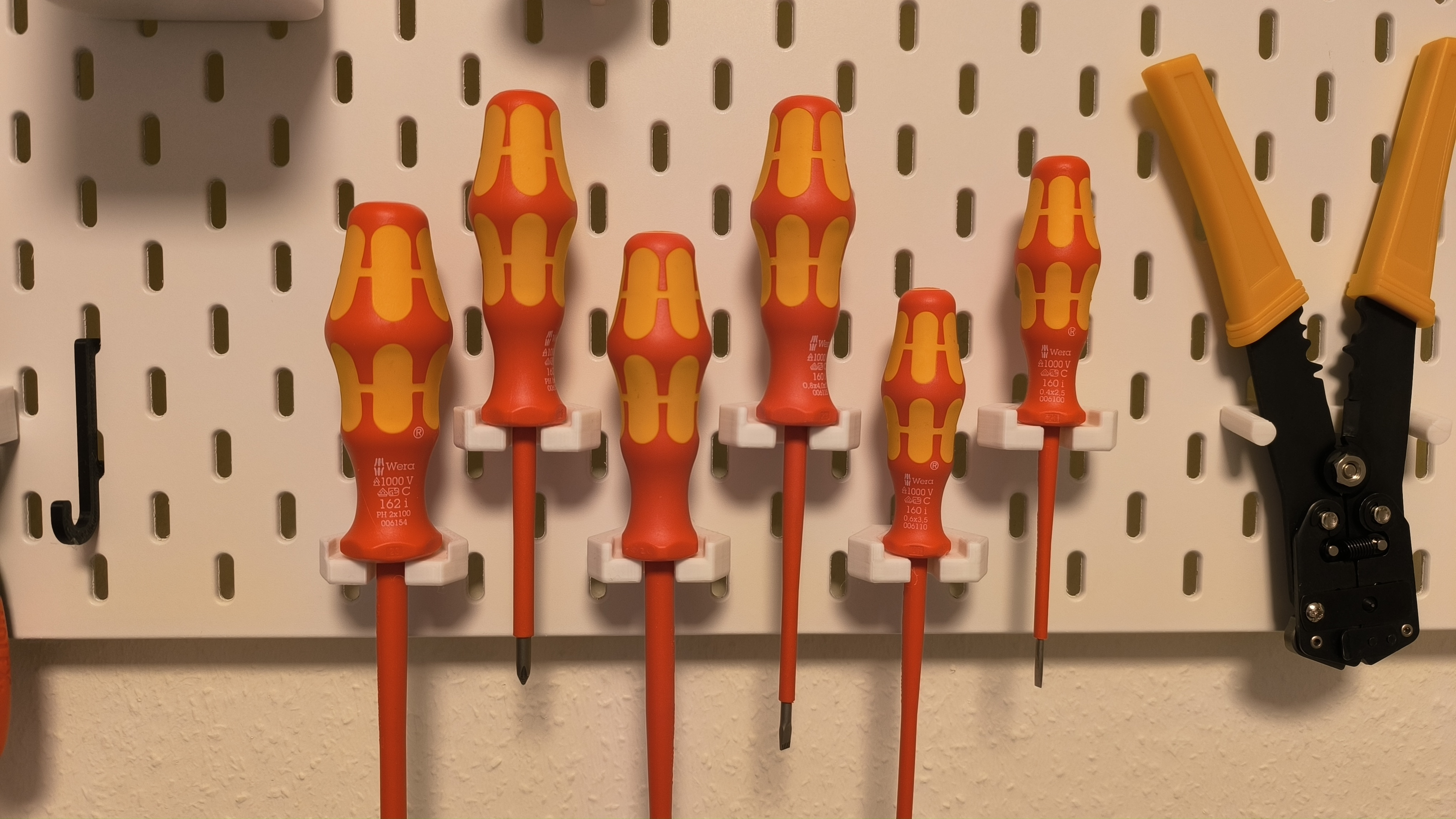 Skadis Screwdriver Mounts (Wera) for Ikea Pegboard (under 30 min!)