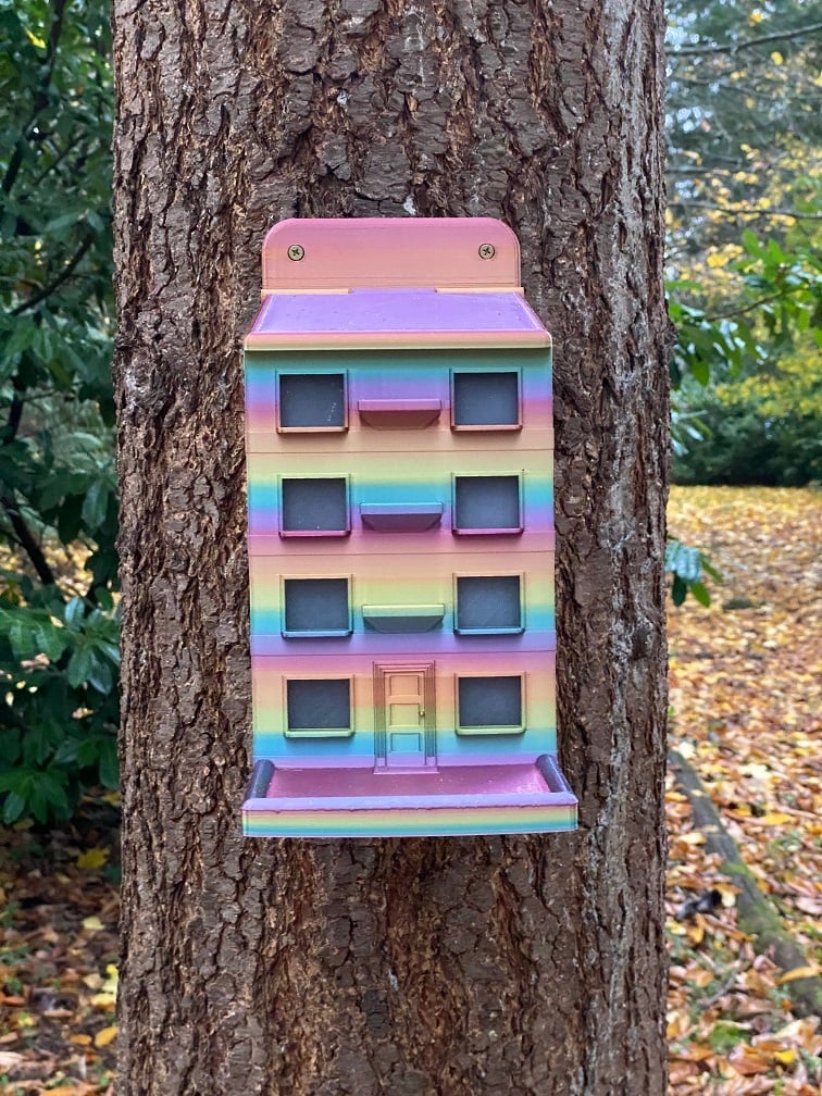 Miniatura 3 do modelo 3D Large Squirrel Feeder