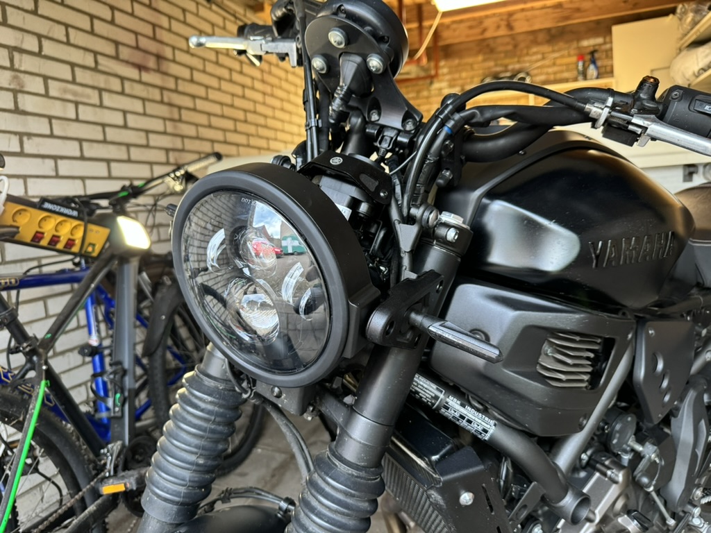 Yamaha XSR 700 7inch headlight
