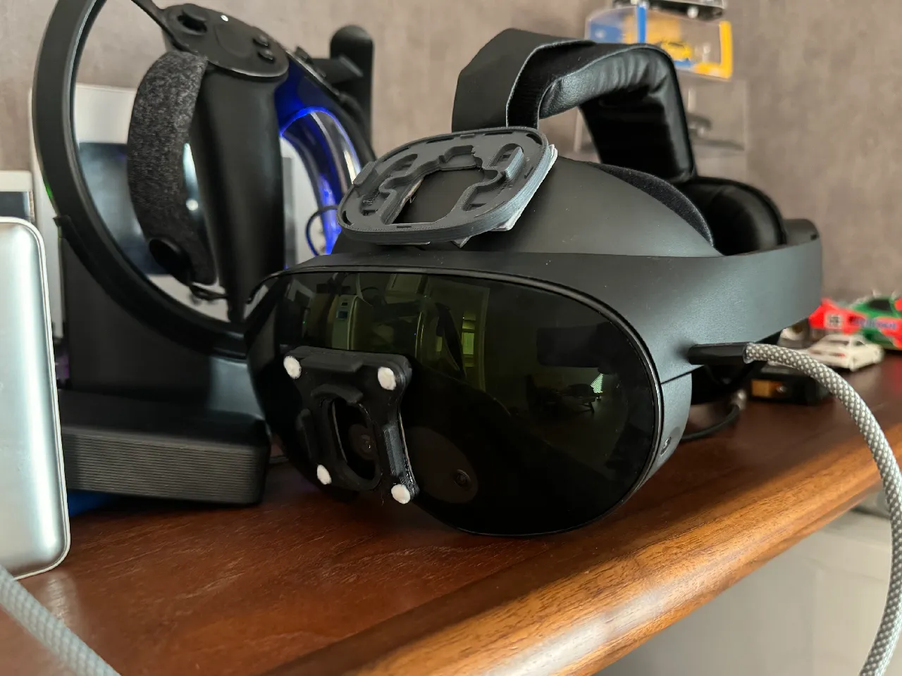 Vive Facial Tracker Magnetic Mount by cucumberworks | Download