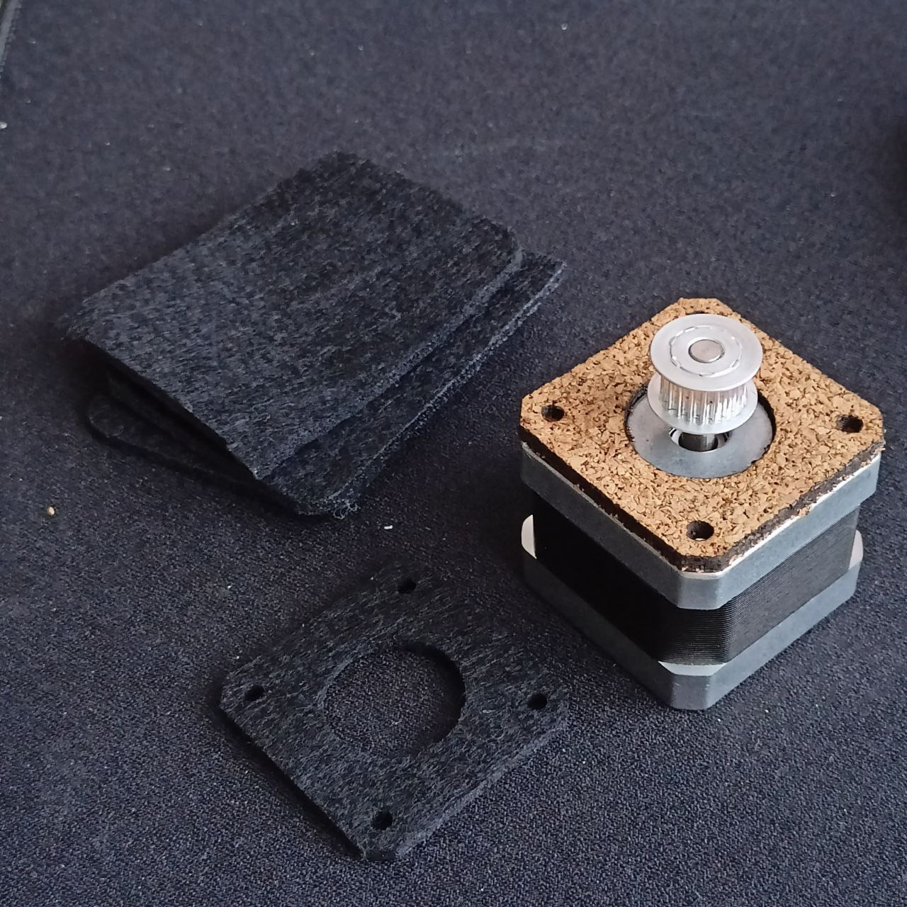 Nema17 Cork/Felt damper (LightBurn)