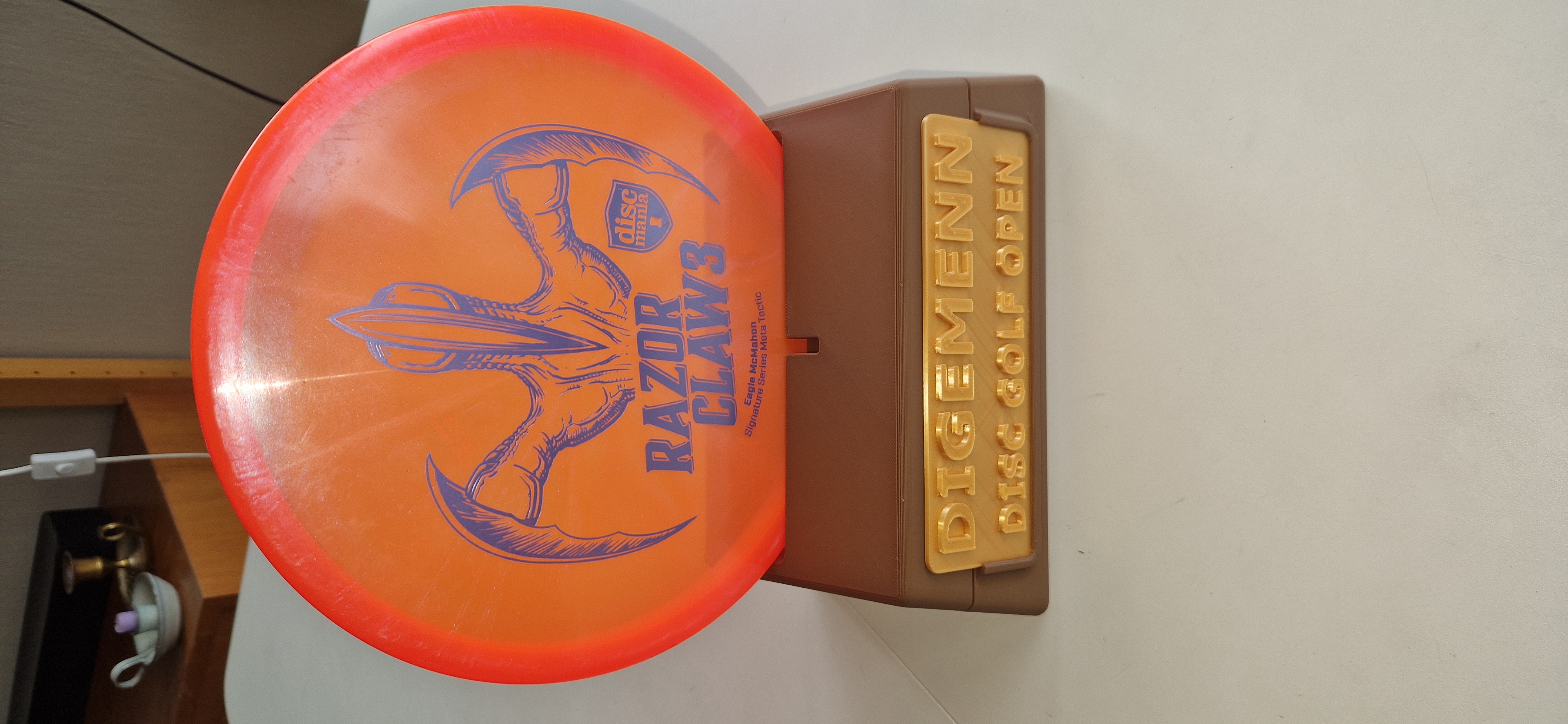 Miniatura 3 do modelo 3D Disc golf trophy