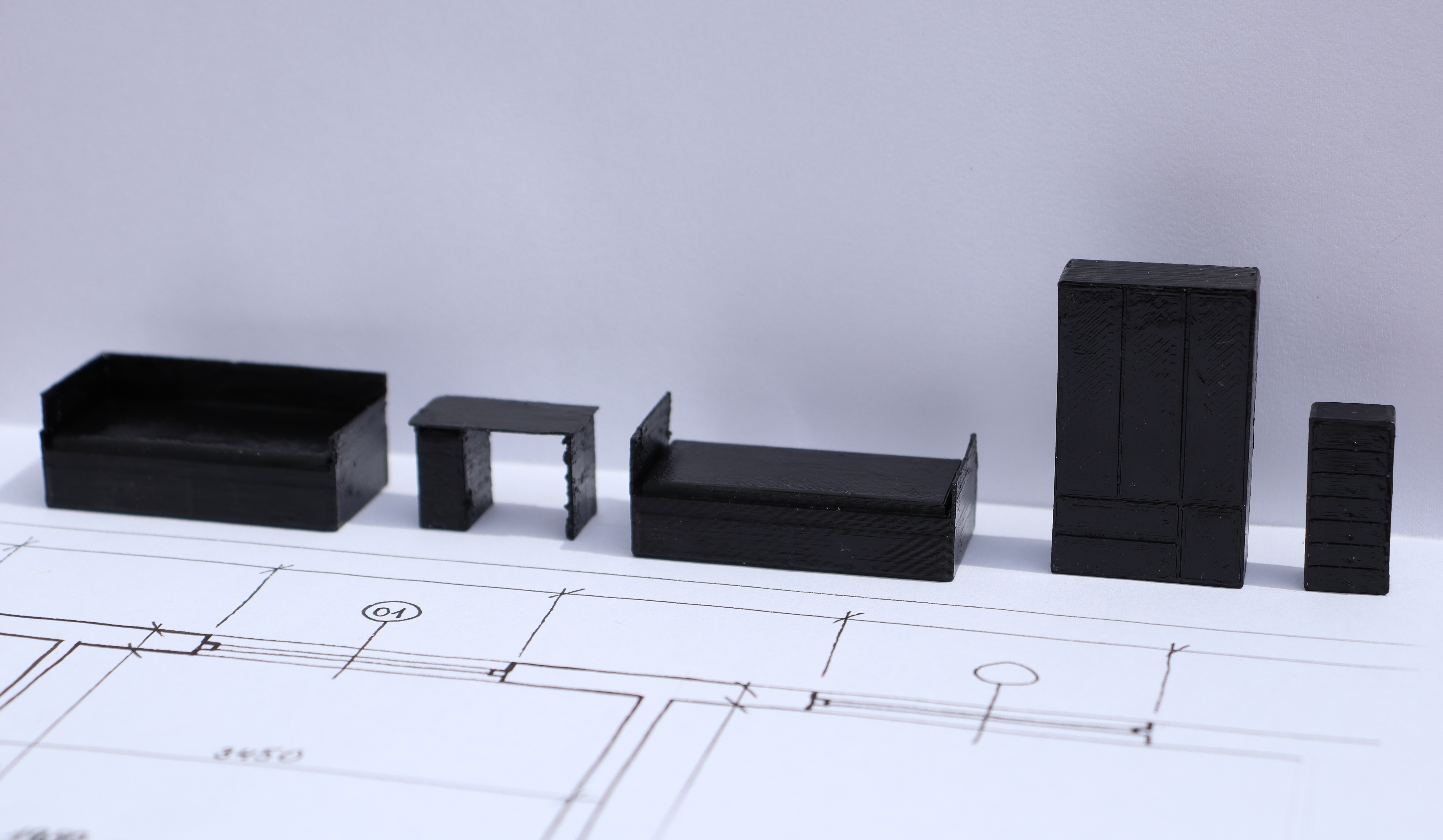 Miniature furniture (scale model)