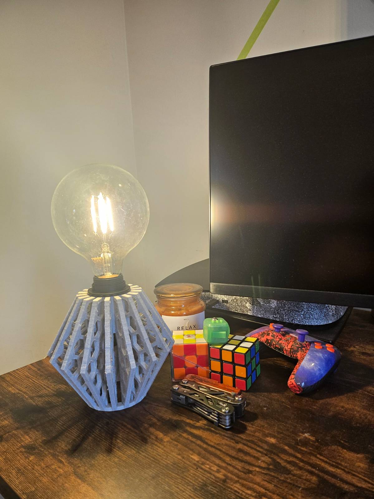 Hexagon Lamp