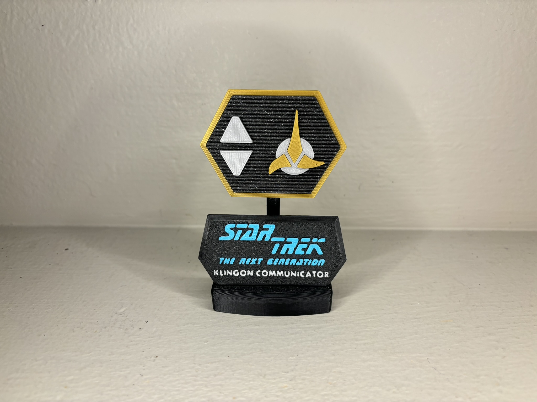 Star Trek: TNG Klingon Communicator
