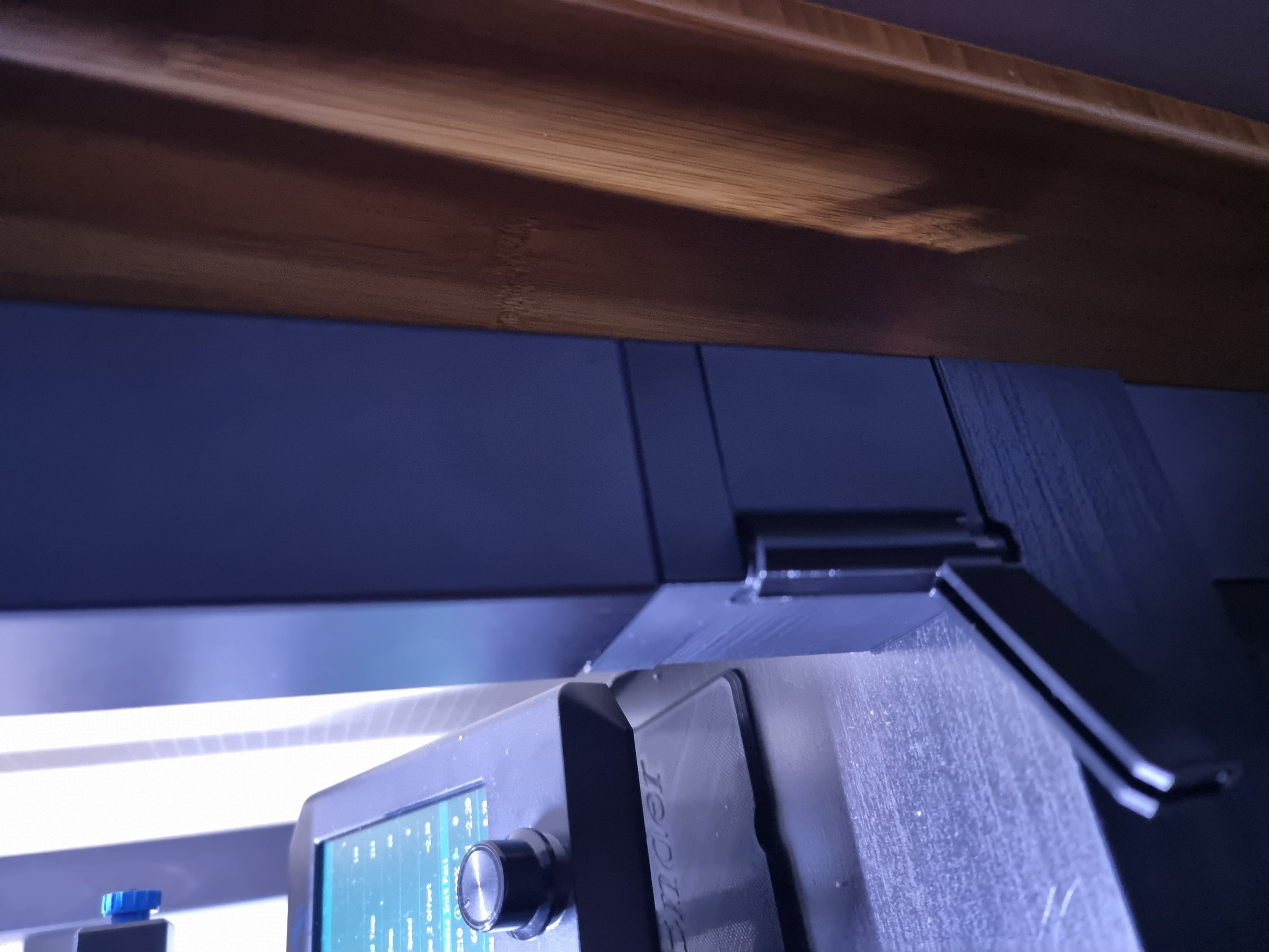 Ikea Lack table Enclosure - Feet extenders
